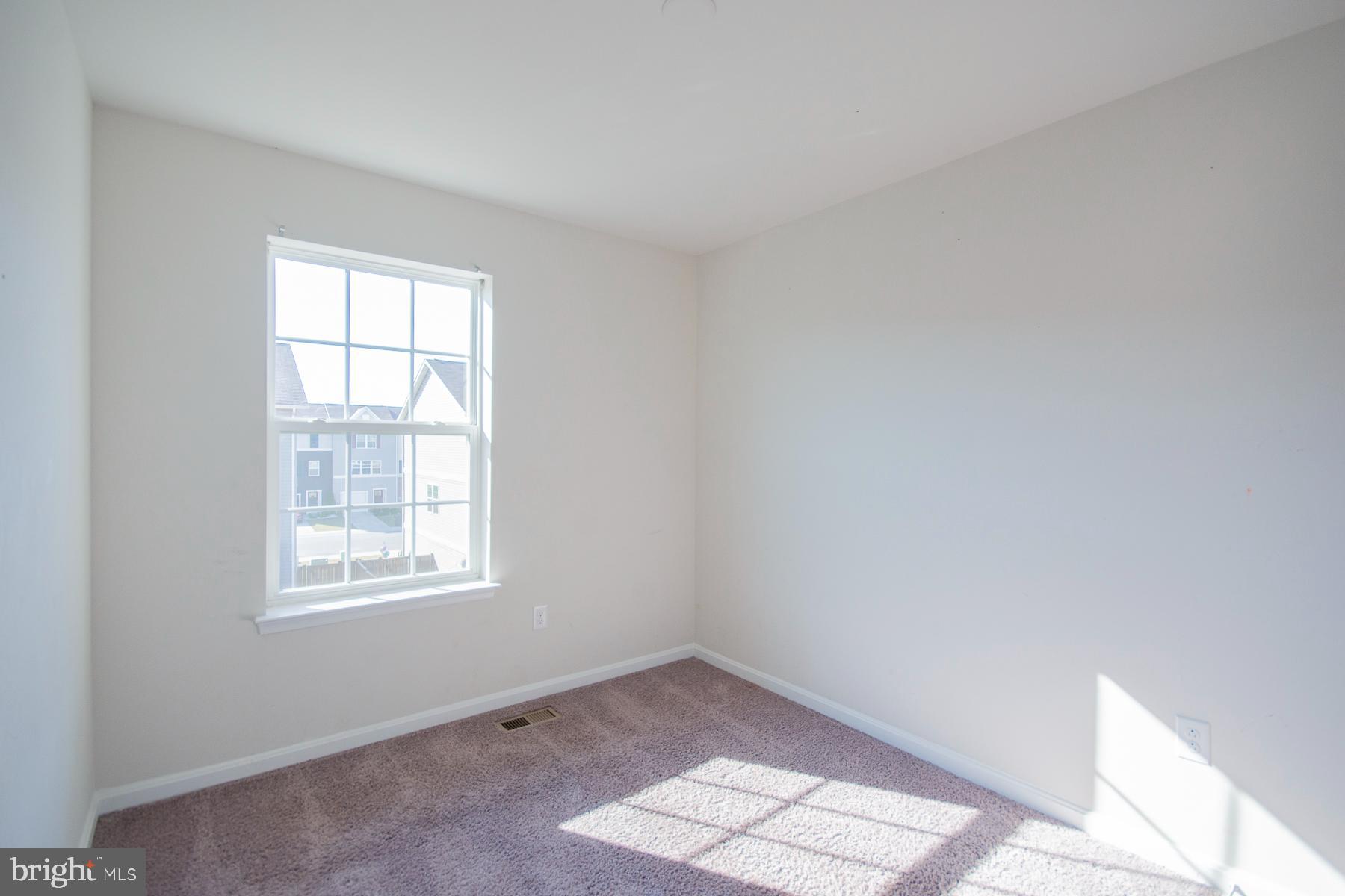 BERKELEY RIDGE - Residential