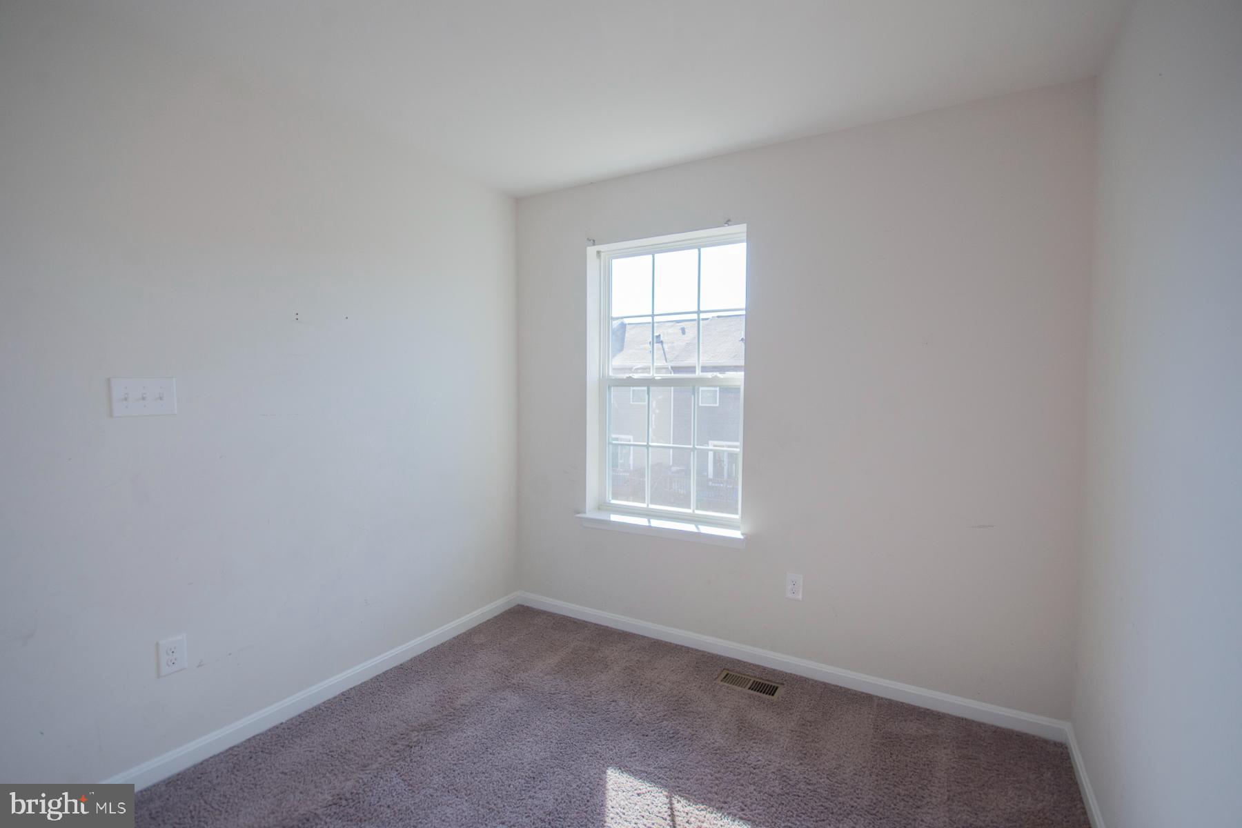 BERKELEY RIDGE - Residential