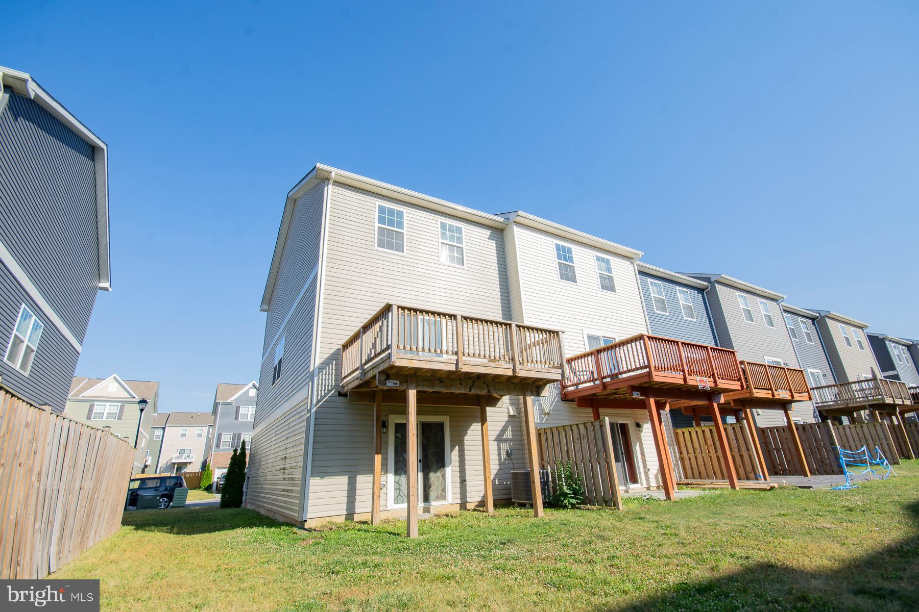 BERKELEY RIDGE - Residential