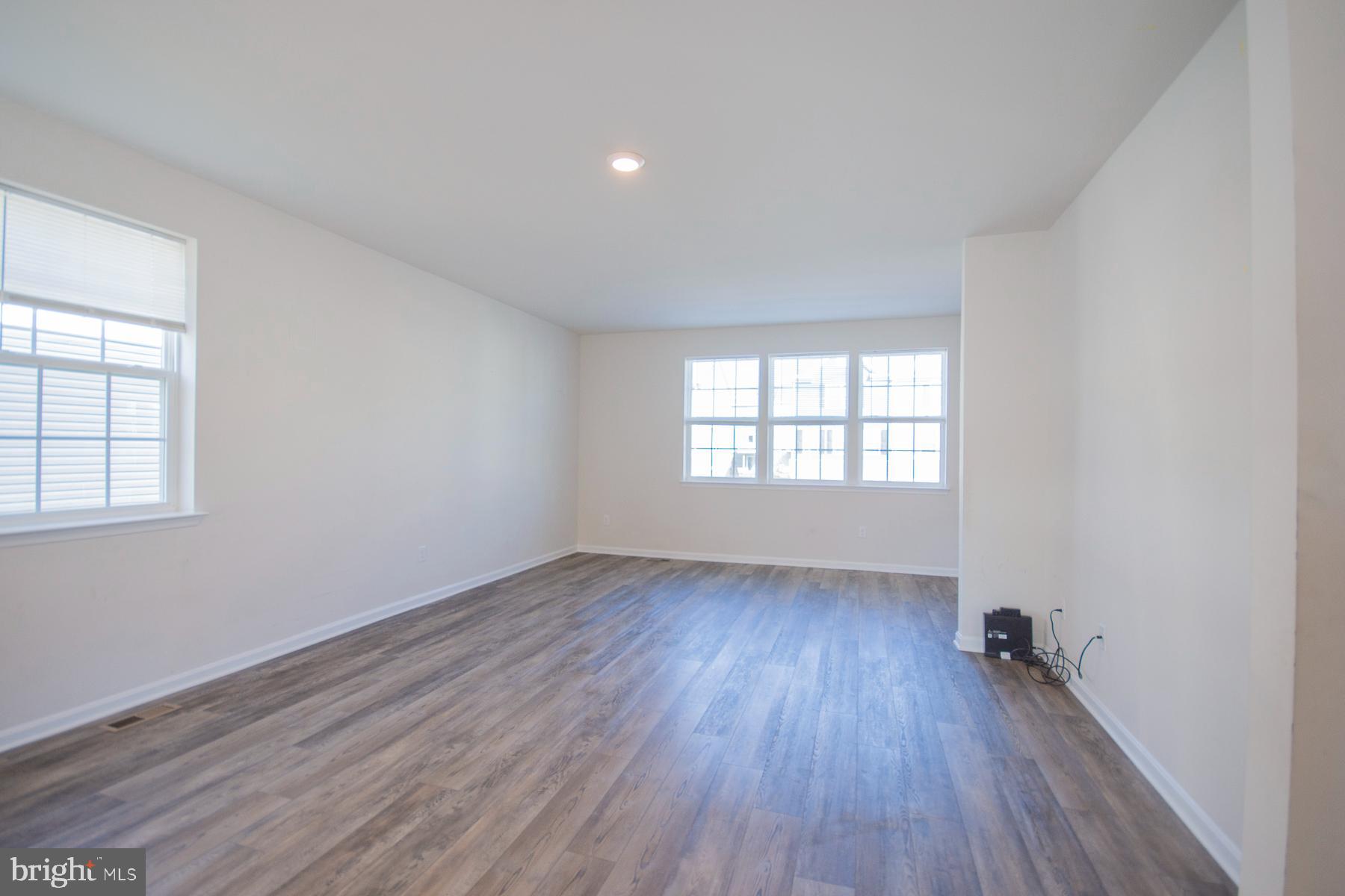 BERKELEY RIDGE - Residential