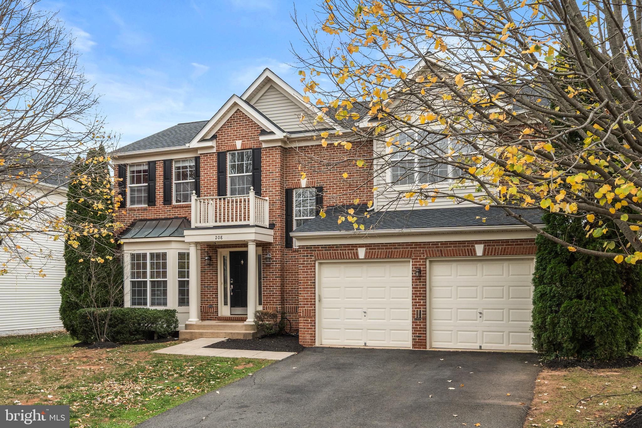 208 E ALPINE DRIVE SE