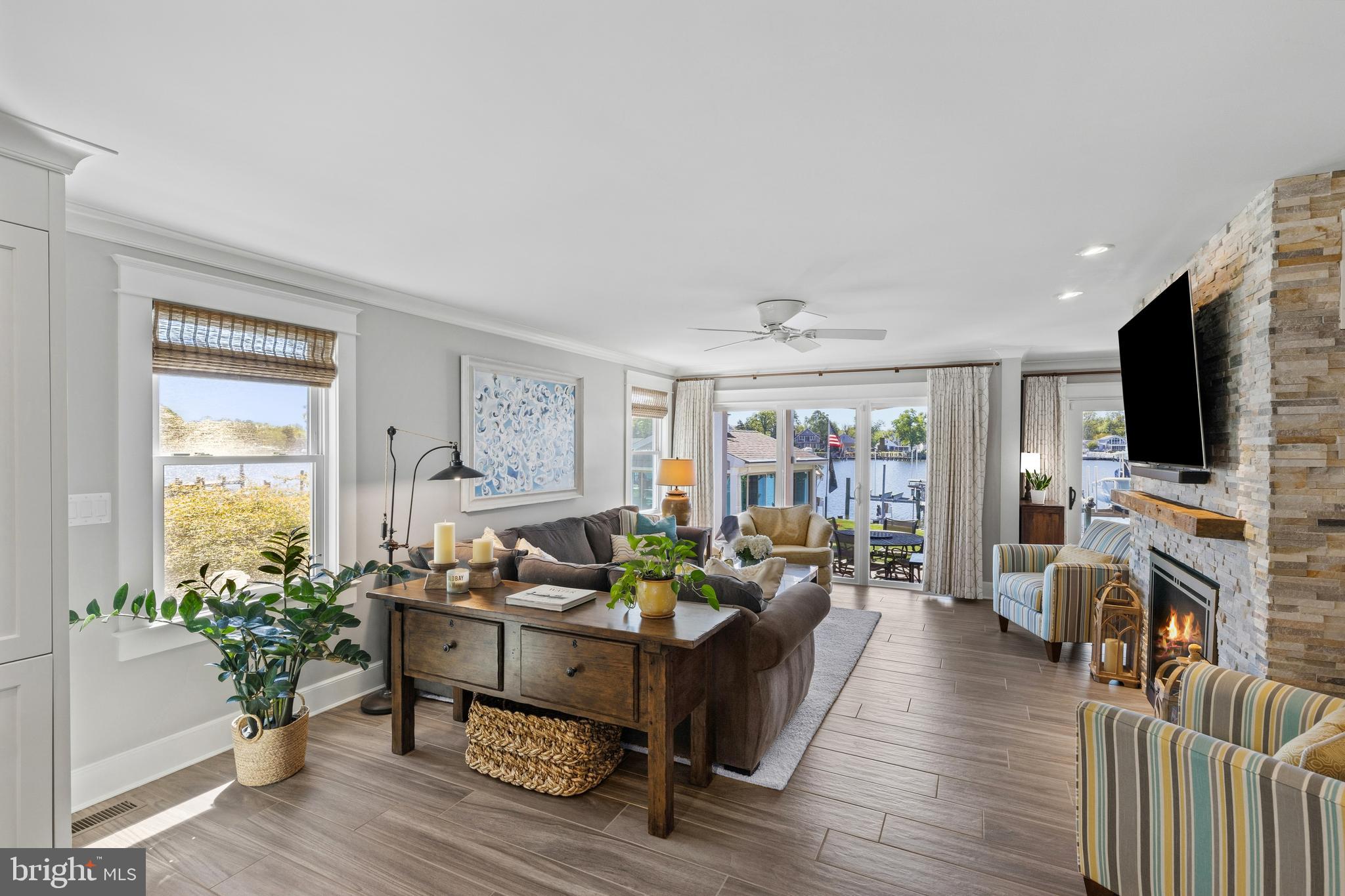 BAHAMA BEACH - Residential