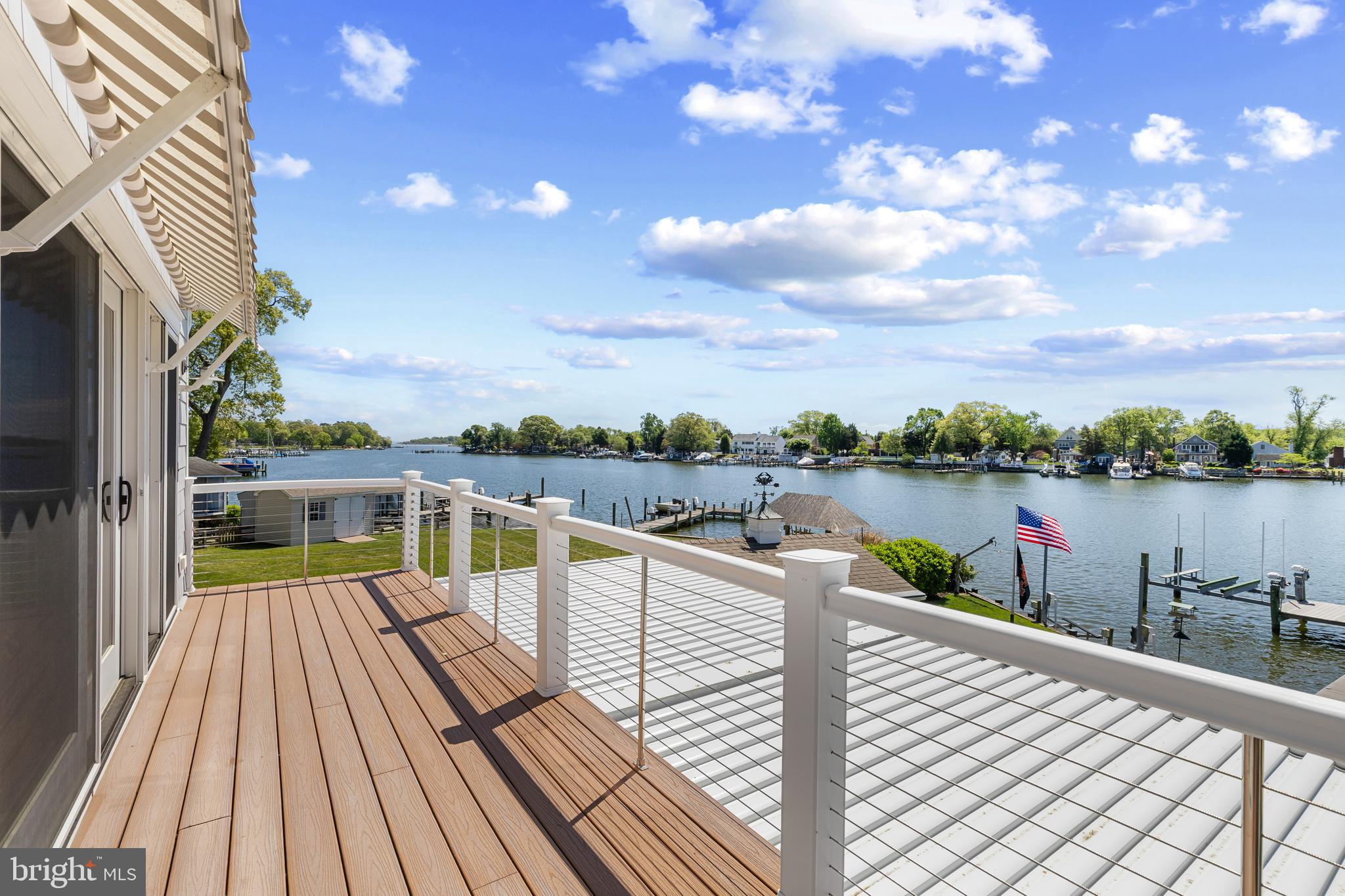 BAHAMA BEACH - Residential