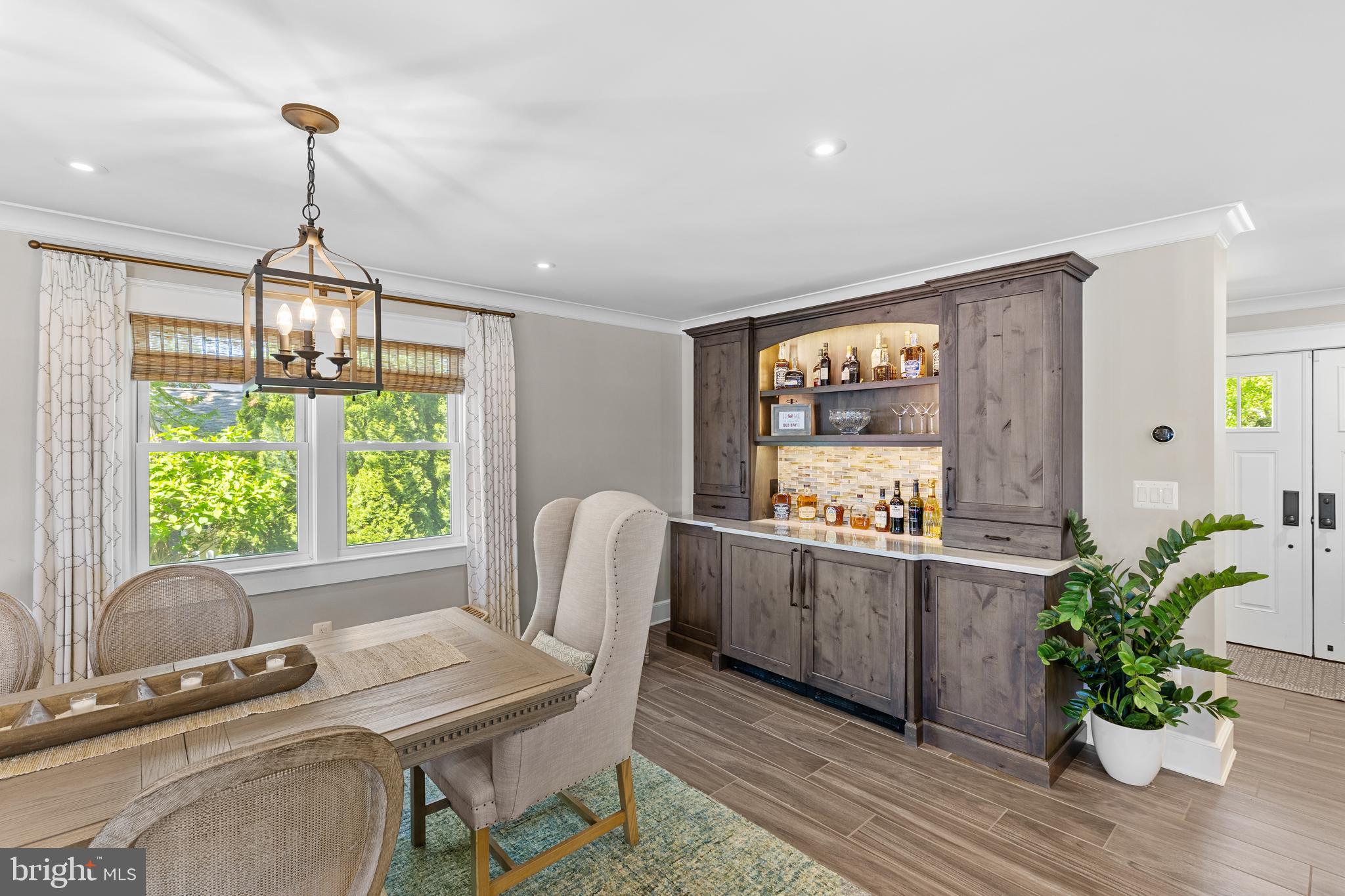 BAHAMA BEACH - Residential