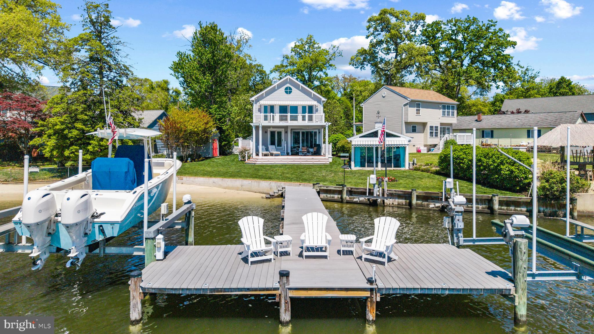 BAHAMA BEACH - Residential