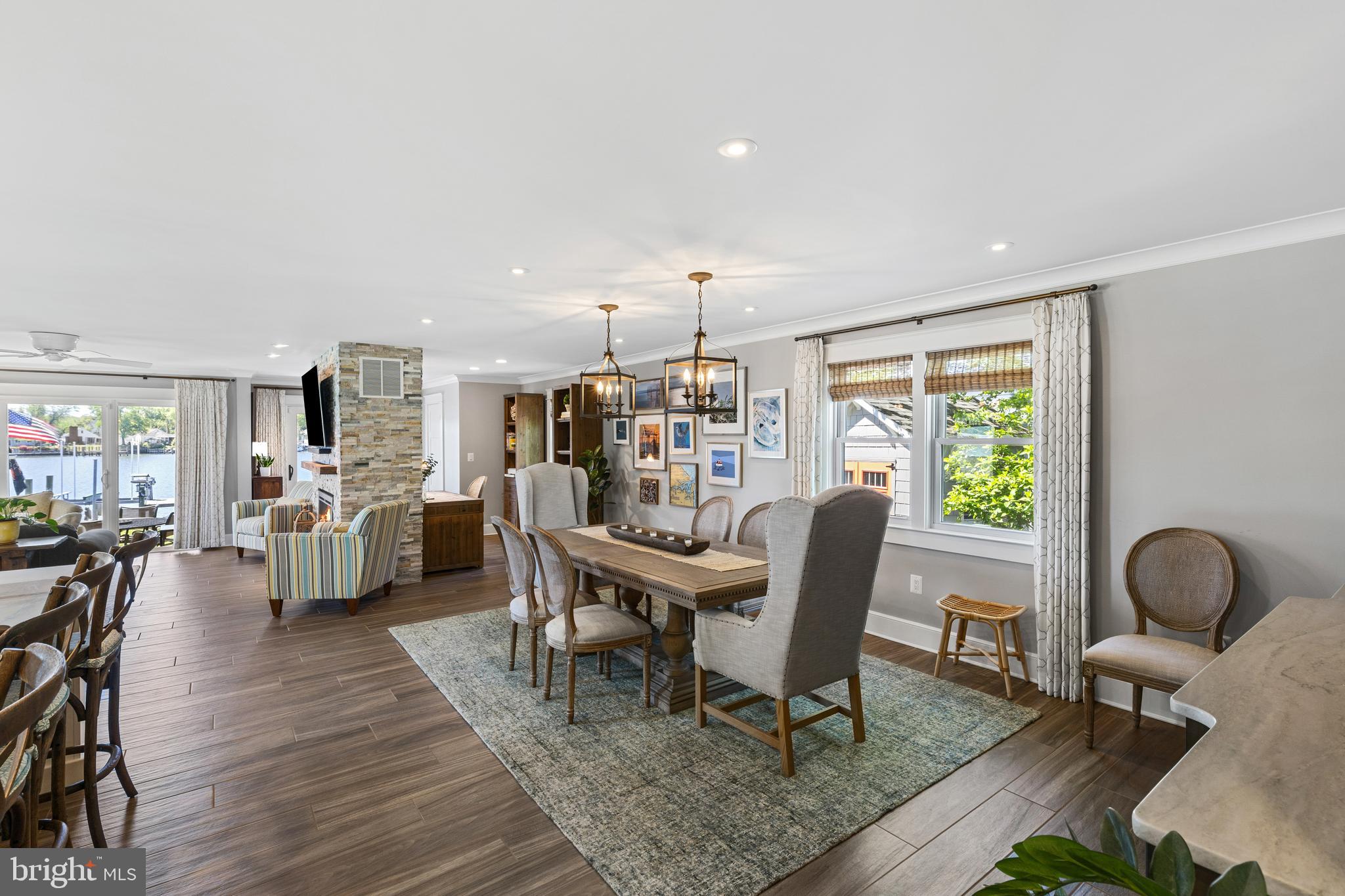 BAHAMA BEACH - Residential