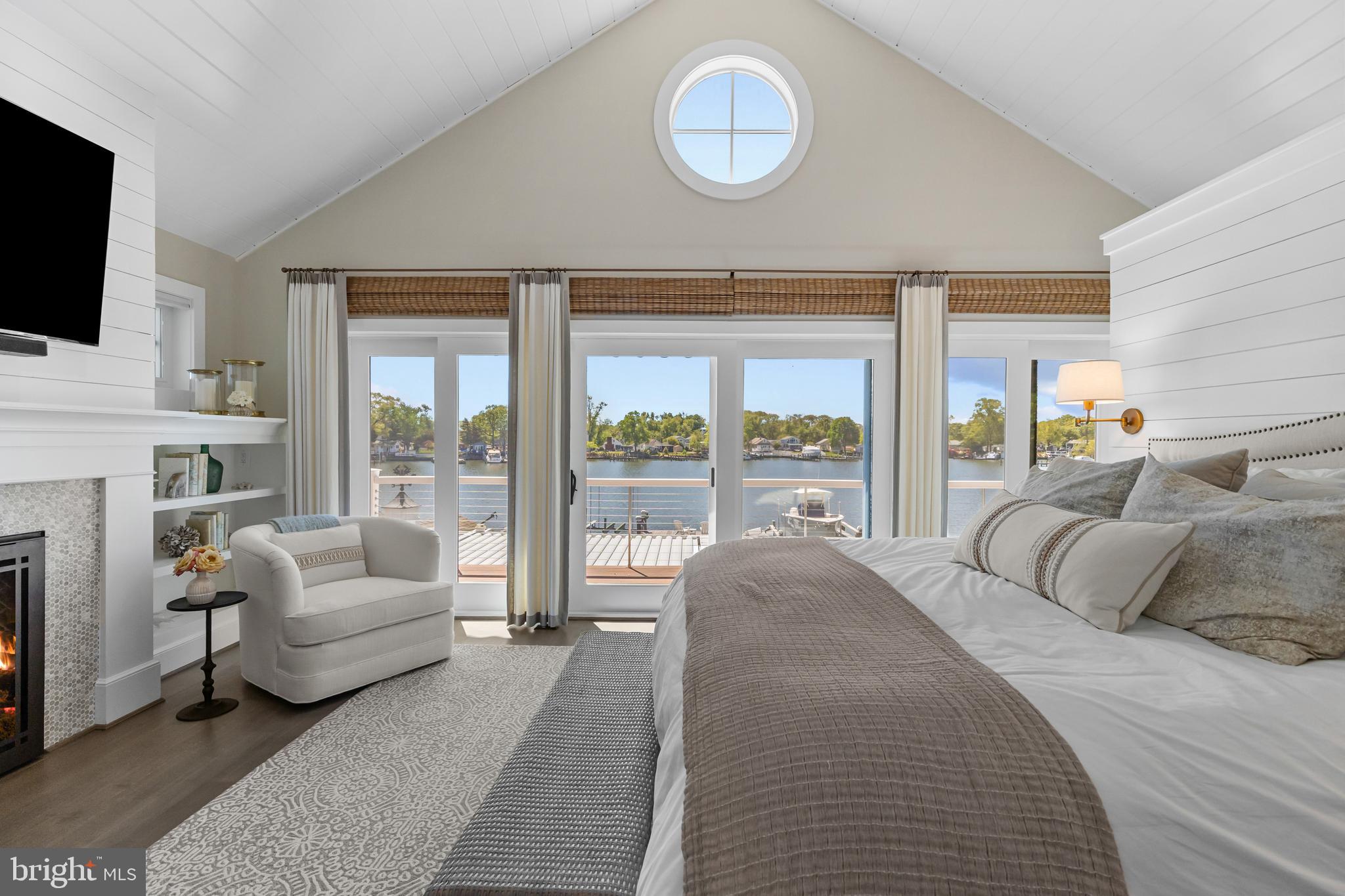 BAHAMA BEACH - Residential