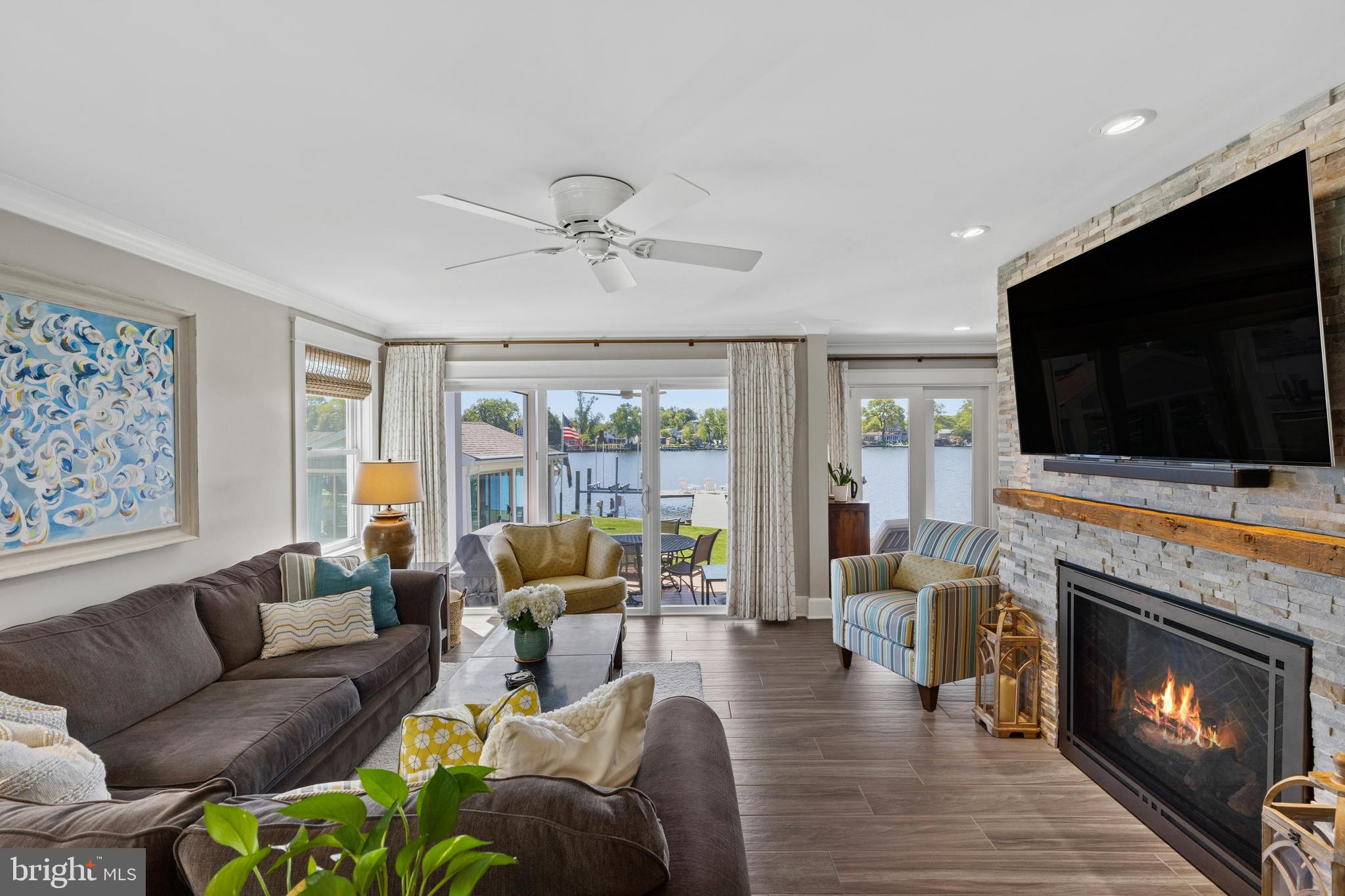 BAHAMA BEACH - Residential