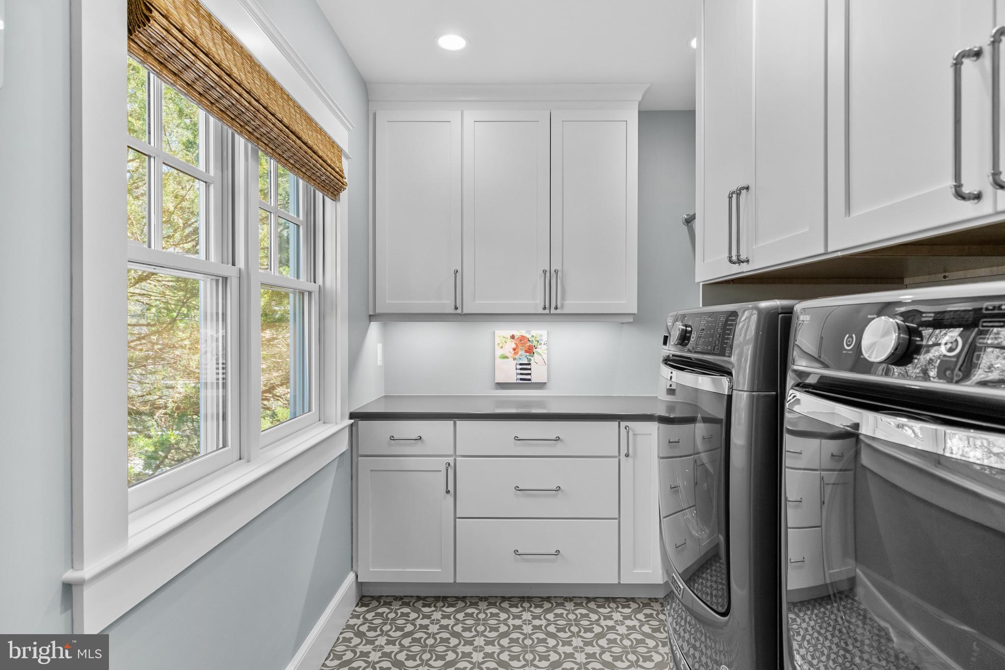 BAHAMA BEACH - Residential