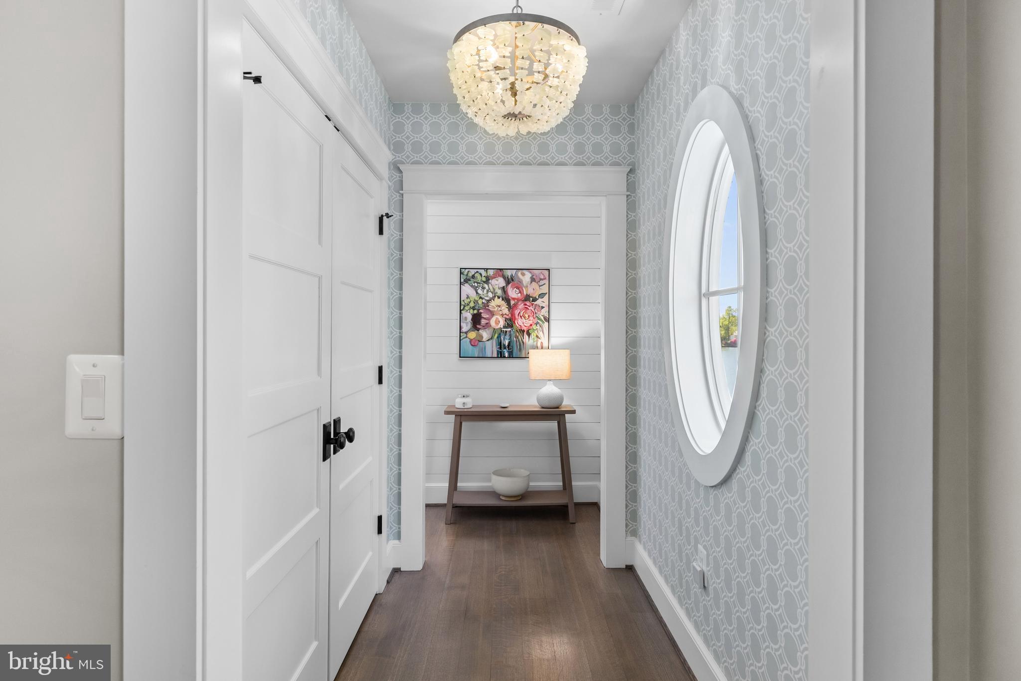 BAHAMA BEACH - Residential