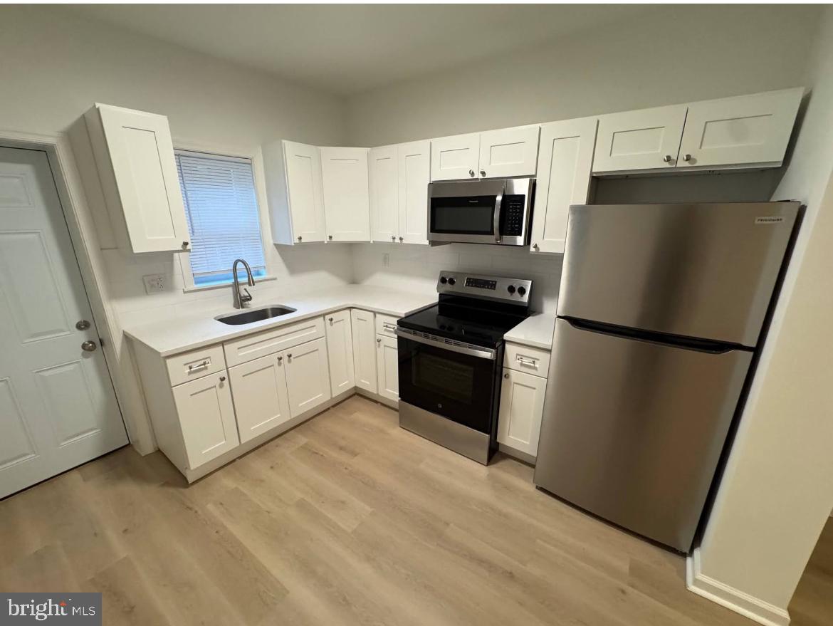 KENSINGTON - Residential Lease