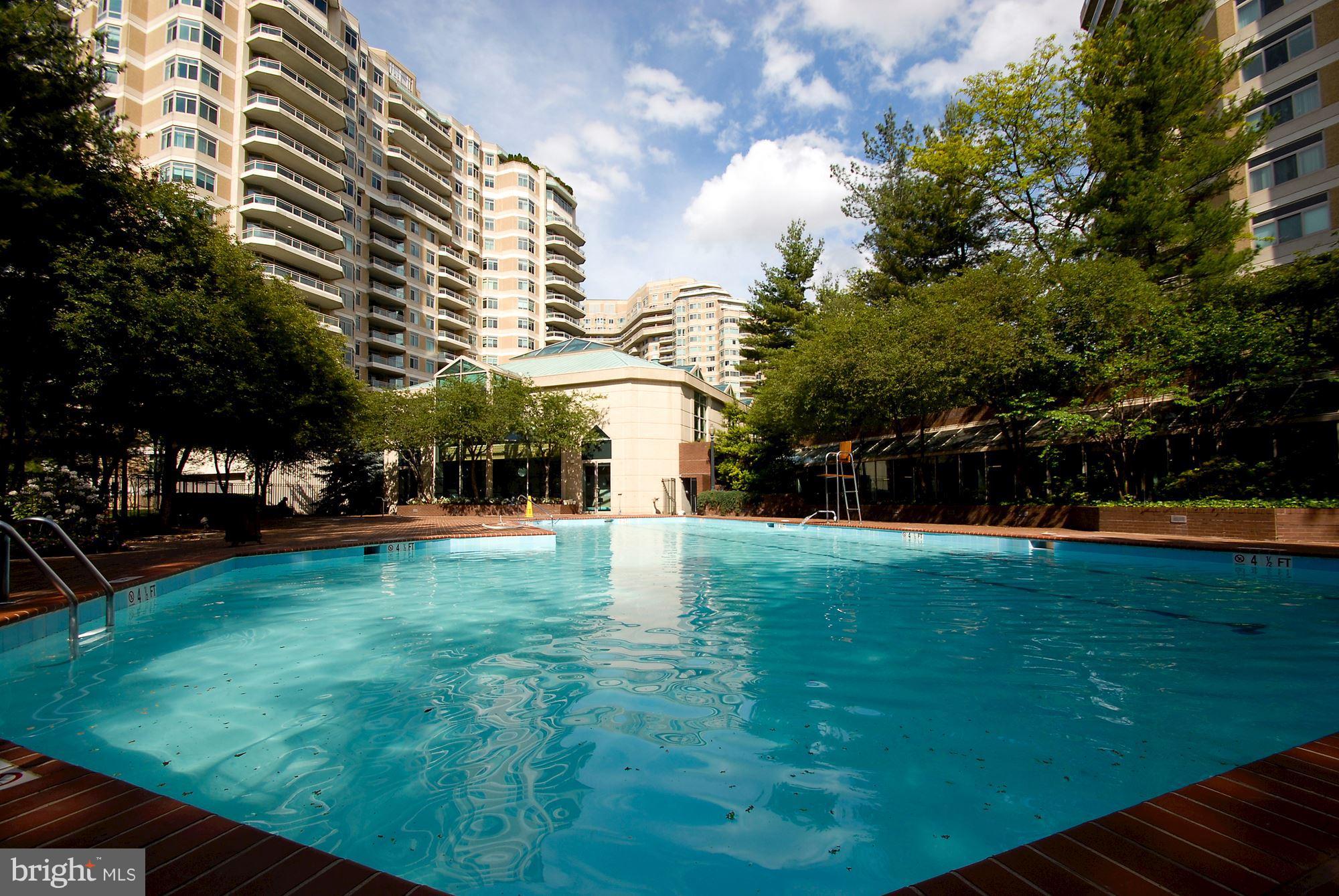 SOMERSET HOUSE - Residential