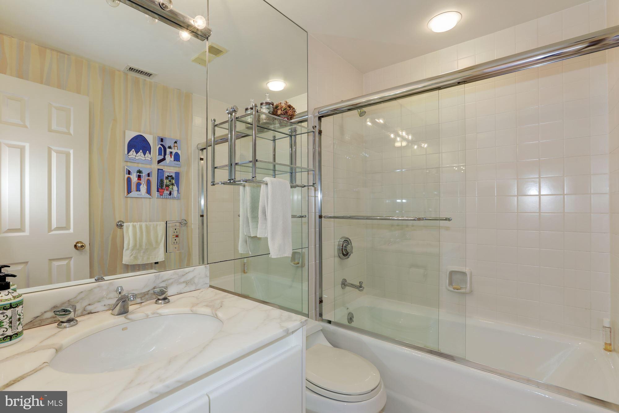 SOMERSET HOUSE - Residential