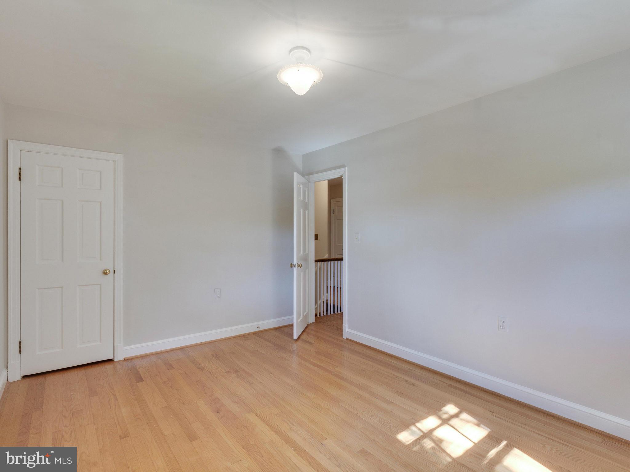 ARLINGTON HEIGHTS - Residential