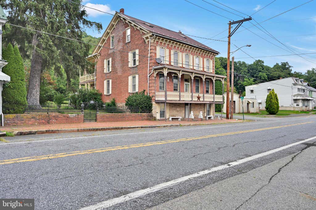 Photo of 125 E Center Street, TREMONT, PA 17981 (MLS # PASK2029004)