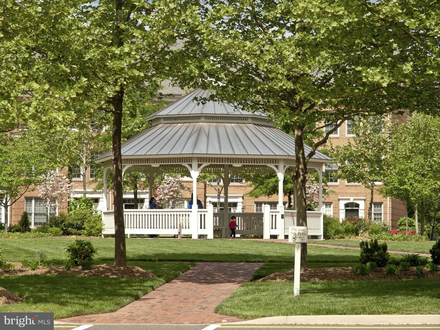 CAMERON STATION - Residential Lease