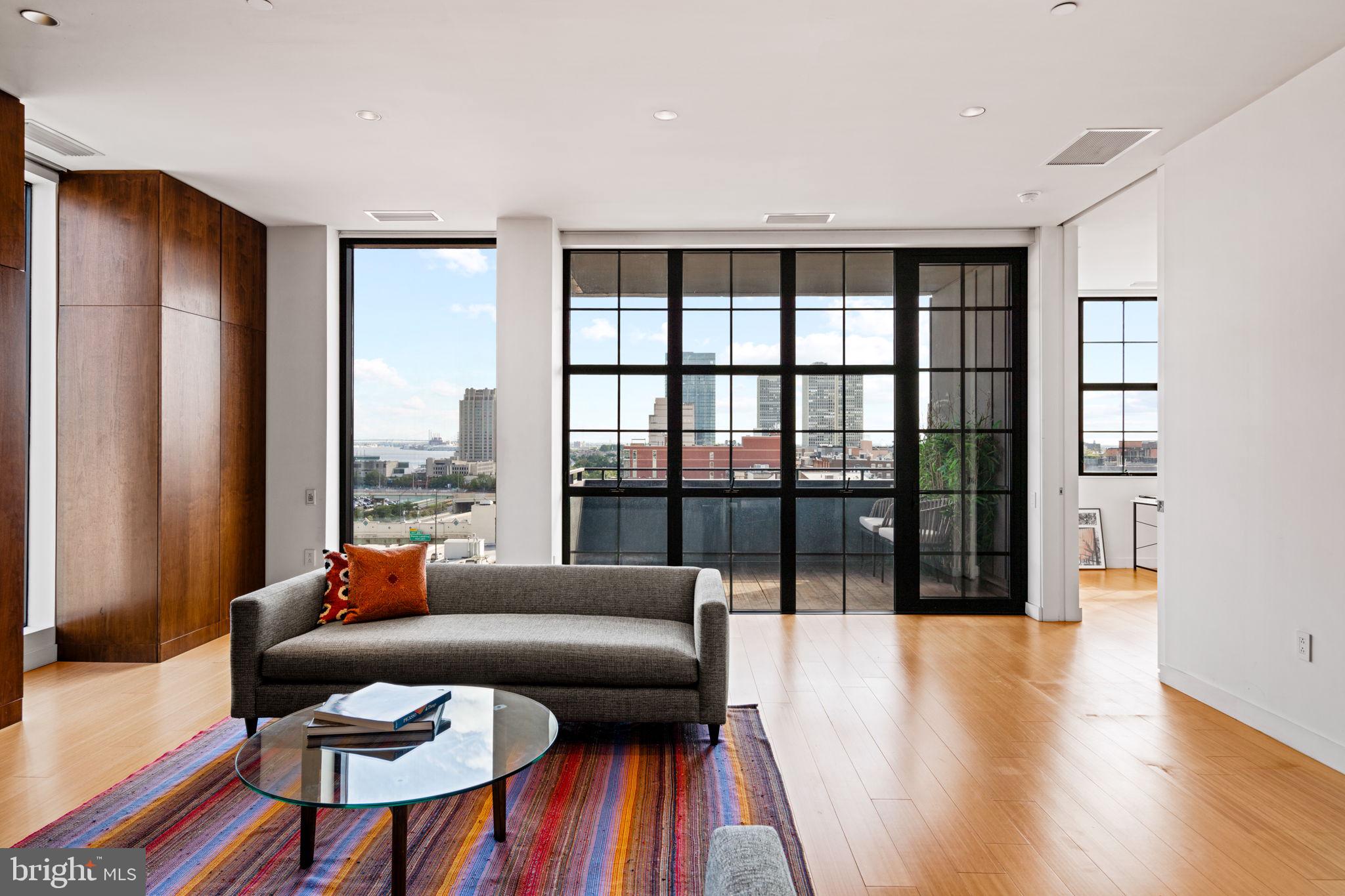 OLD CITY - Residential