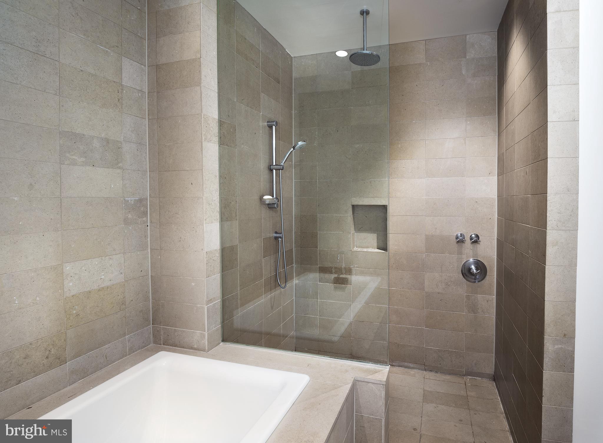 OLD CITY - Residential