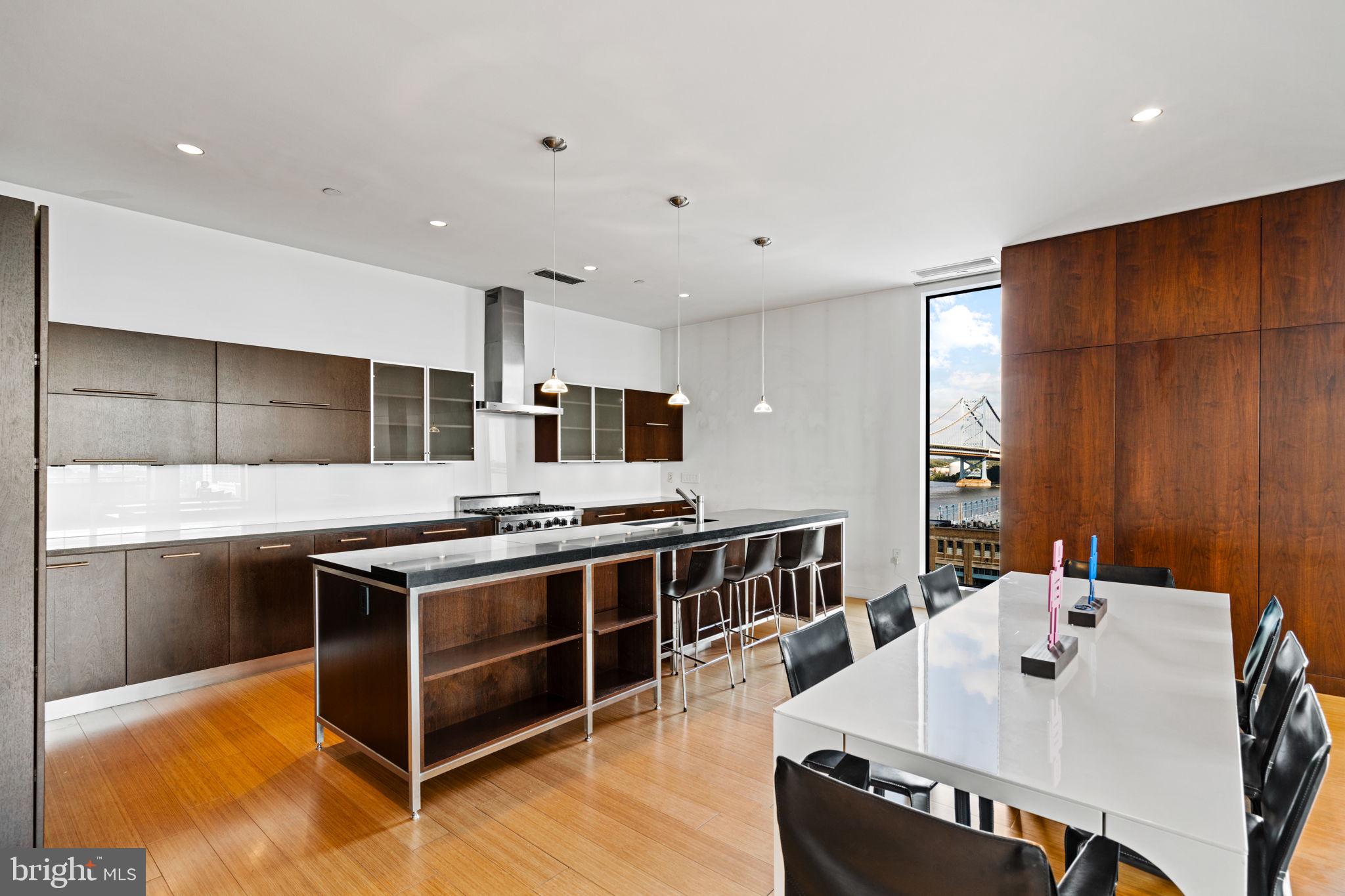 OLD CITY - Residential