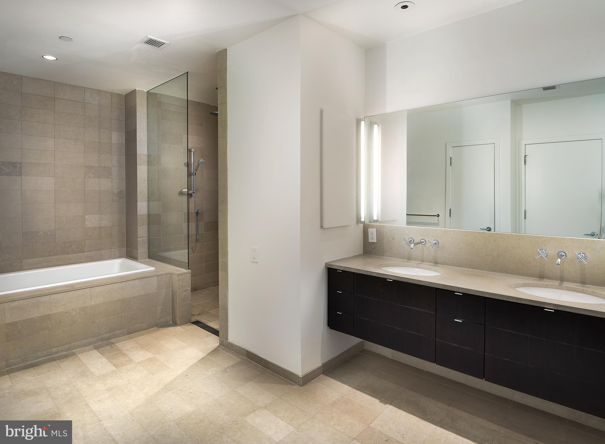 OLD CITY - Residential