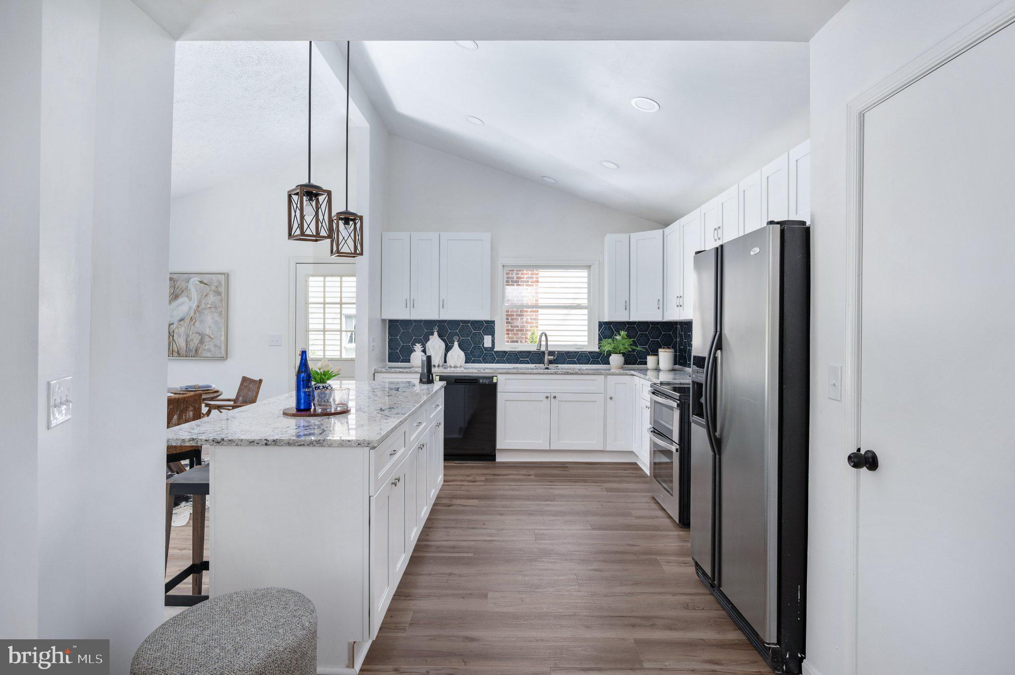 LAKE OF THE WOODS - Residential