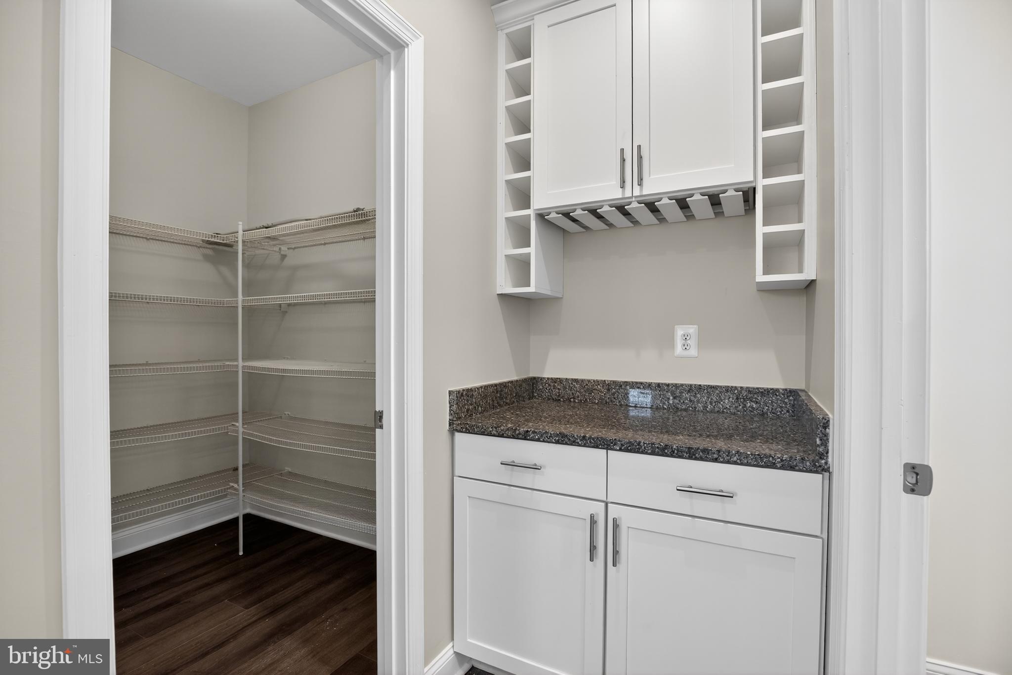 STONEHAVEN - Residential