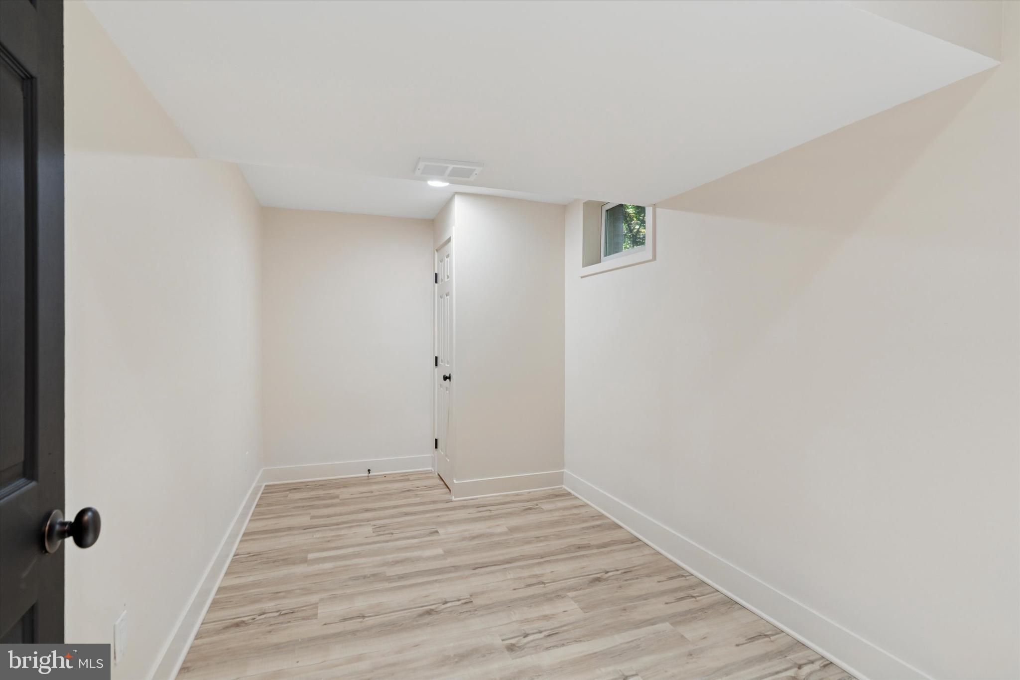 GREEN LANE - Residential