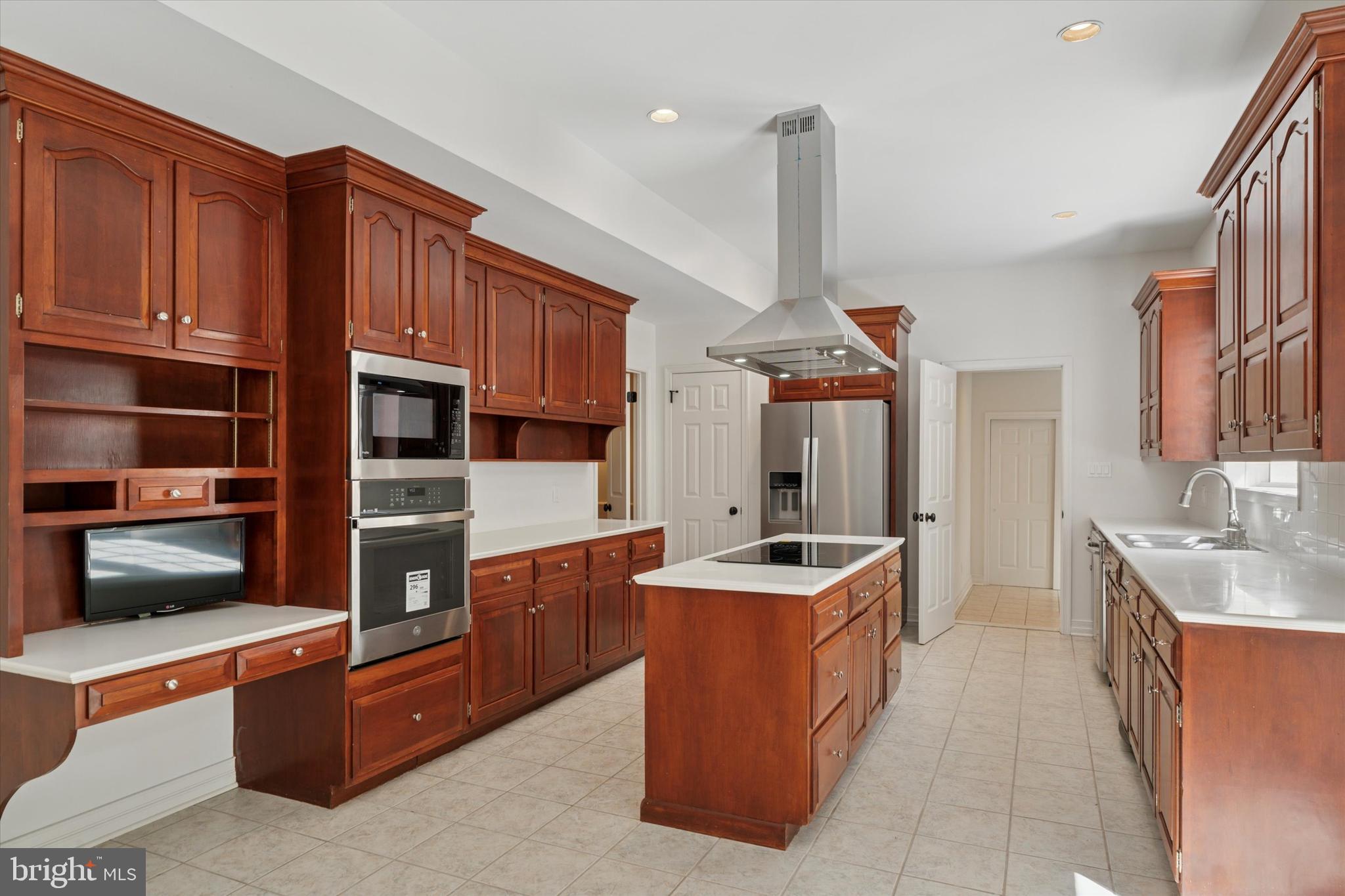 GREEN LANE - Residential