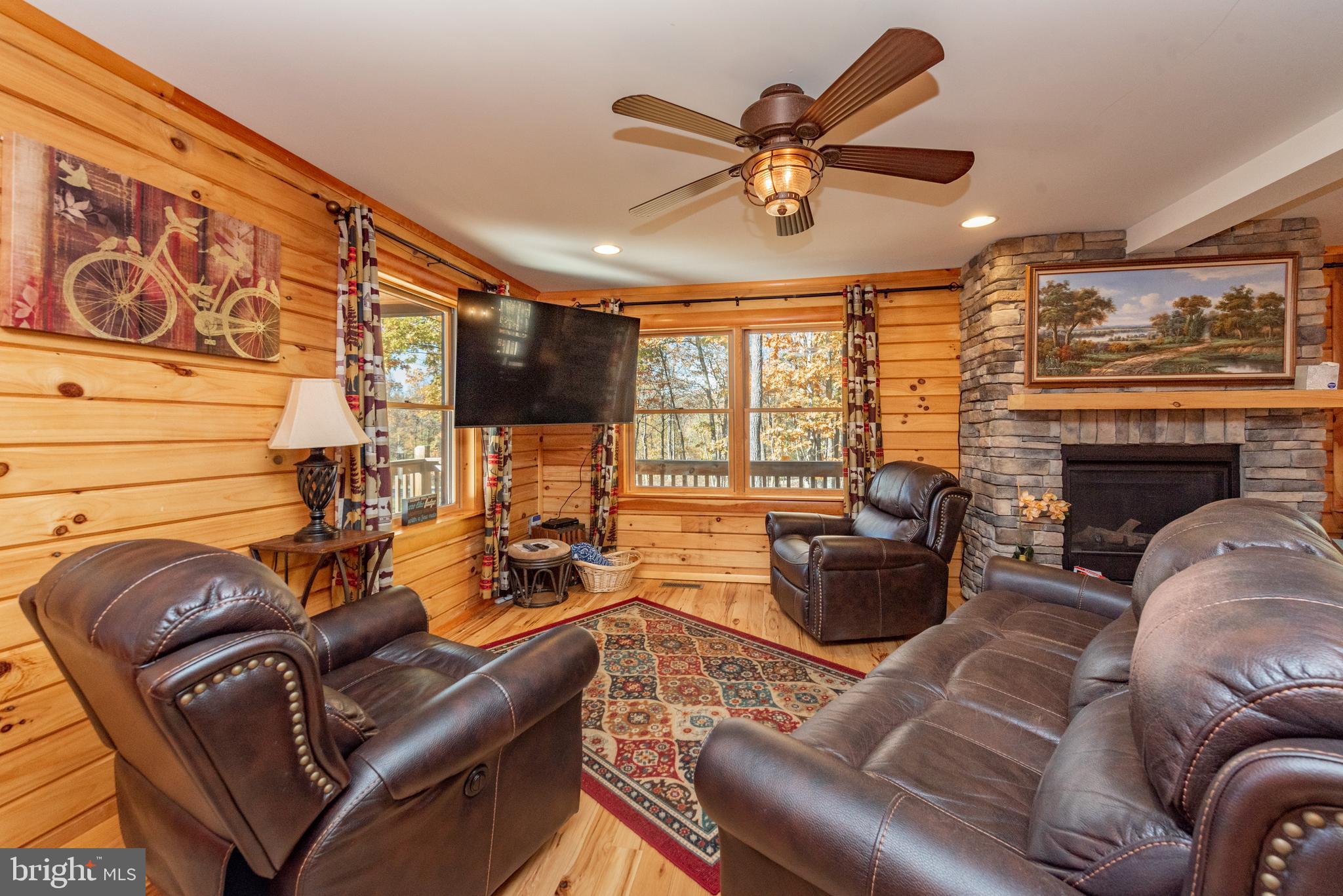 LODESTONE - Residential