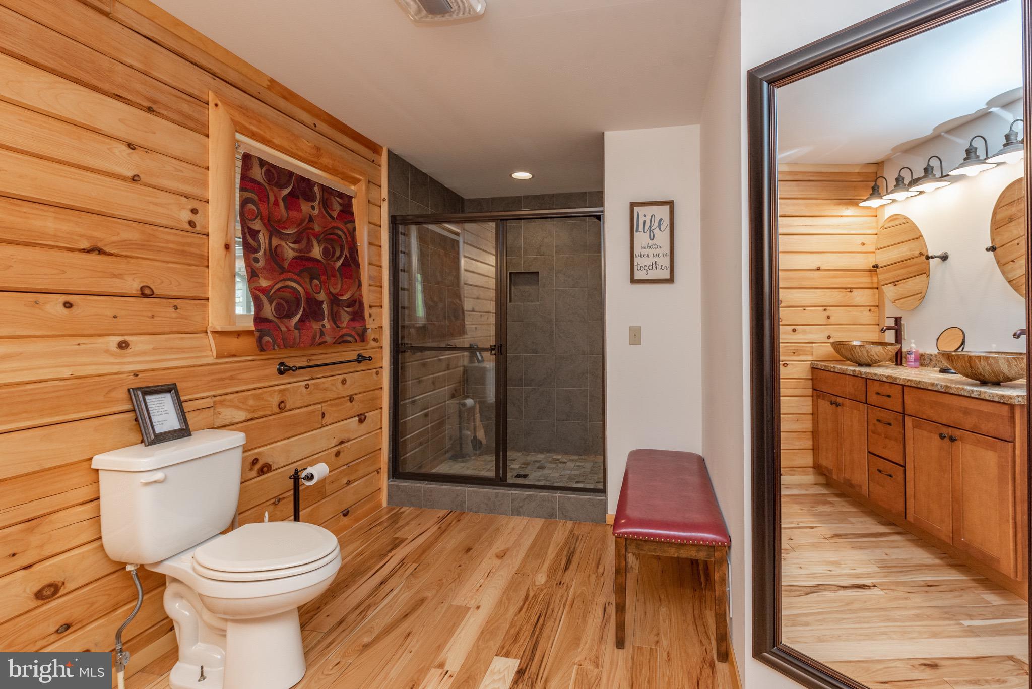 LODESTONE - Residential