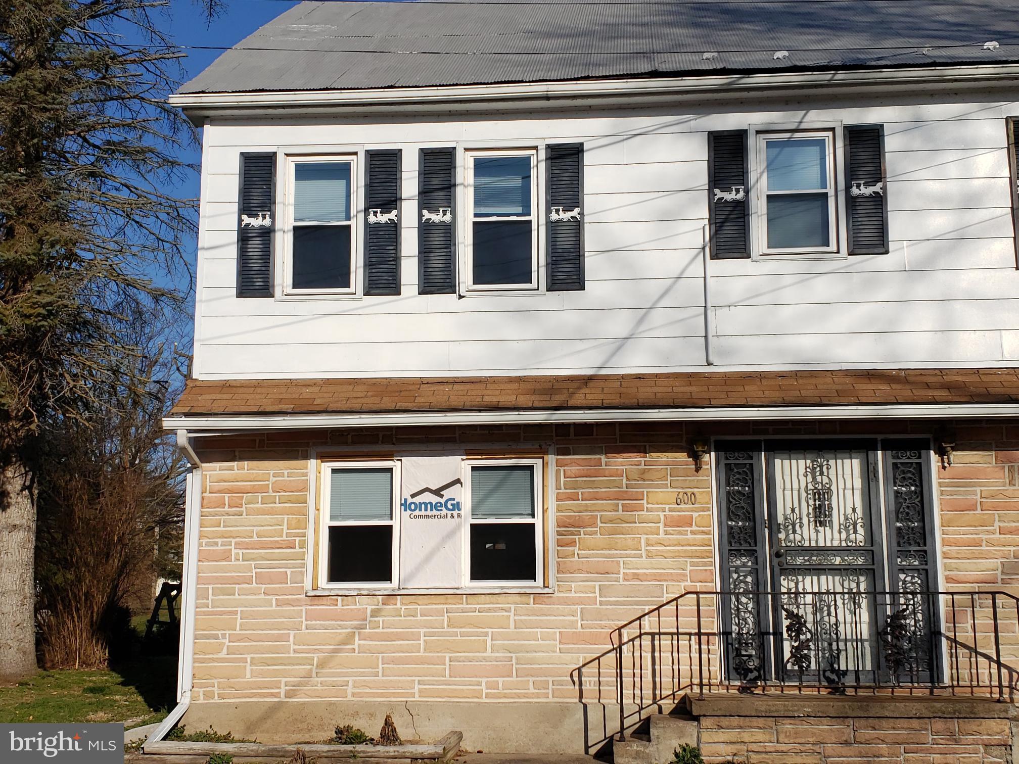 2 bedroom 1 1/2 bath Rental in Boro of Liverpool. Off street parking, back yard. Deck. Renovated with sweet character. $825 month plus $825 Security deposit. $30 application fee includes credit/background report. No Pets, no Smoking. Water/Sewer included. Electric heat tenant pays. Call List Agent for access to the application.