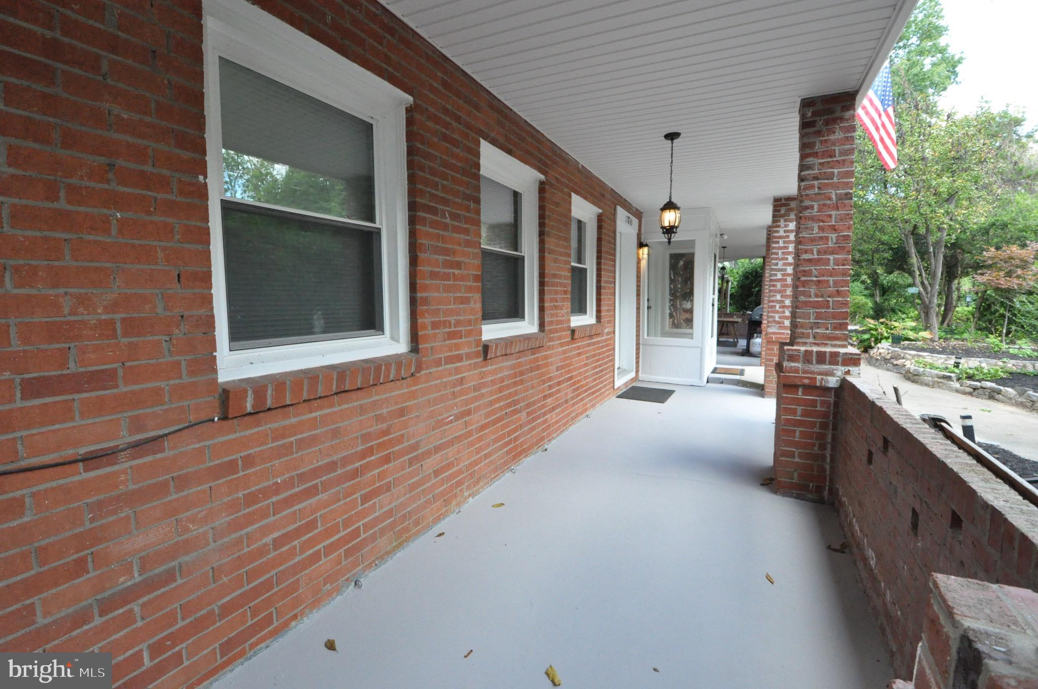 17810 BATESTOWN ROAD