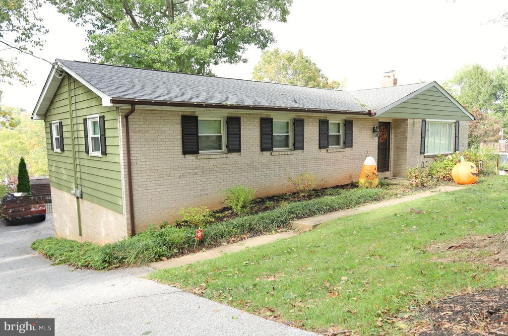 Photo of 379 Holyoke Drive, YORK, PA 17402 (MLS # PAYK2091466)