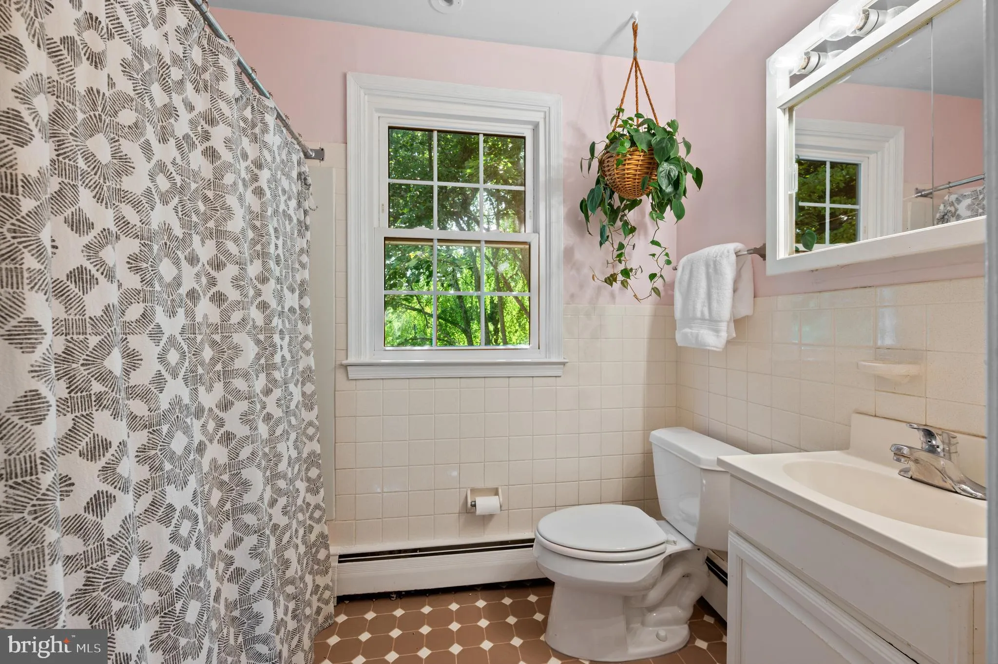 Paoli, Pennsylvania 19301, United States, 5 Bedrooms Bedrooms, ,4 BathroomsBathrooms,Residential,Active,178118