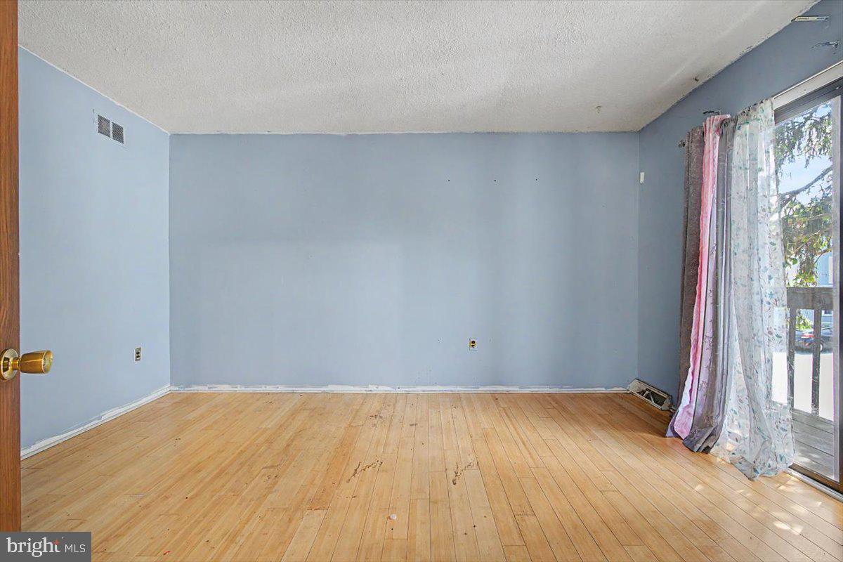 COBBLESTONES - Residential