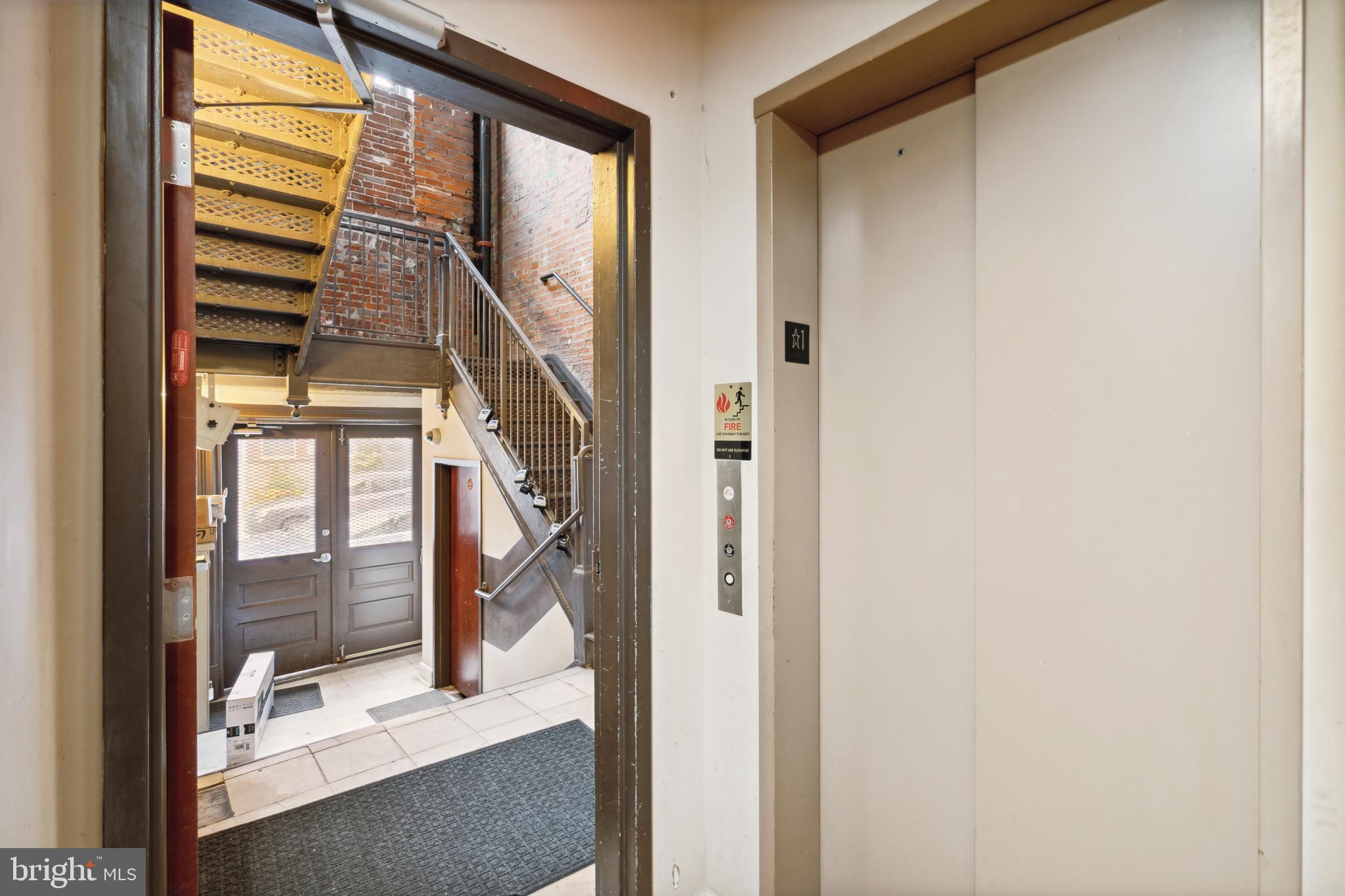 FRANCISVILLE - Residential