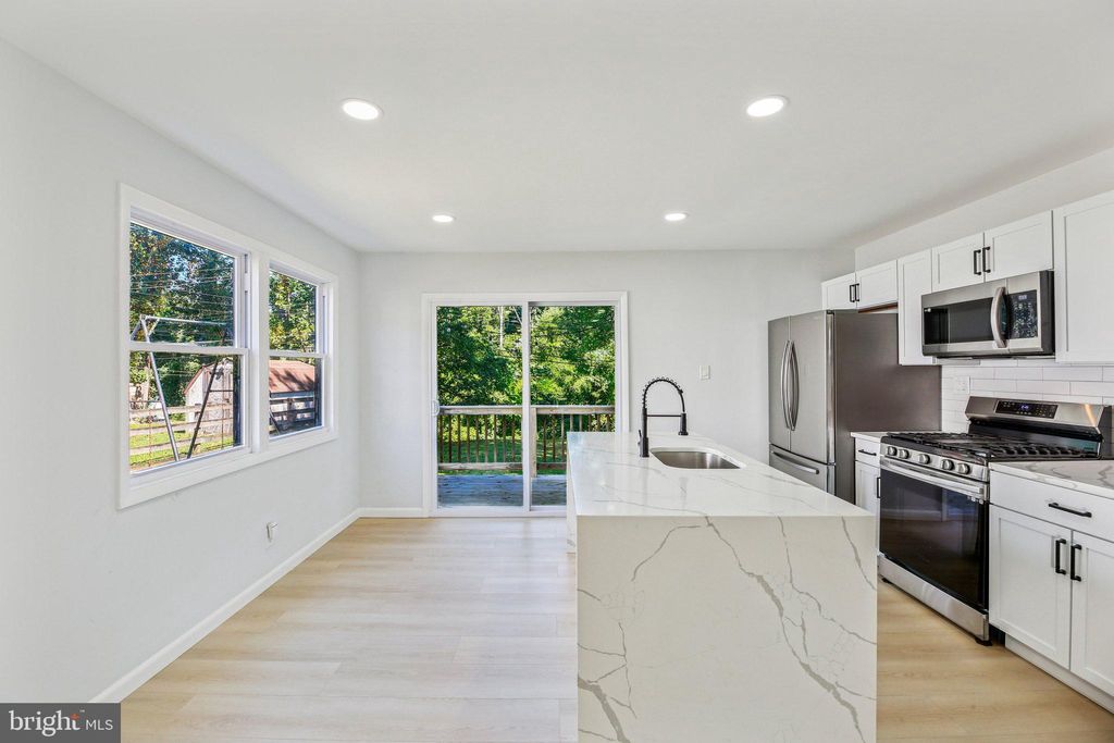 Photo of 3422 Upton Road, PARKVILLE, MD 21234 (MLS # MDBC2139488)
