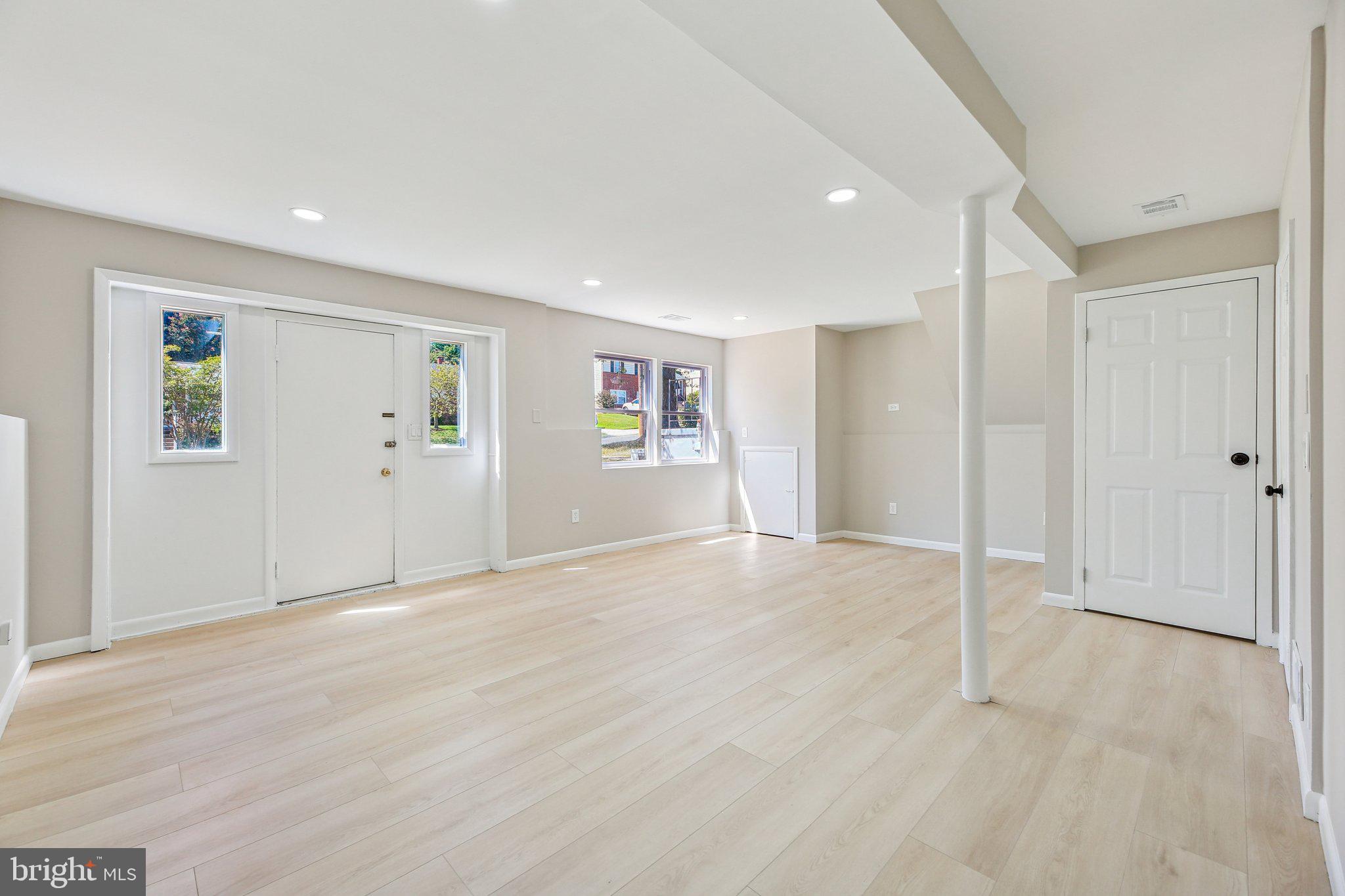 GLENSIDE PARK - Residential