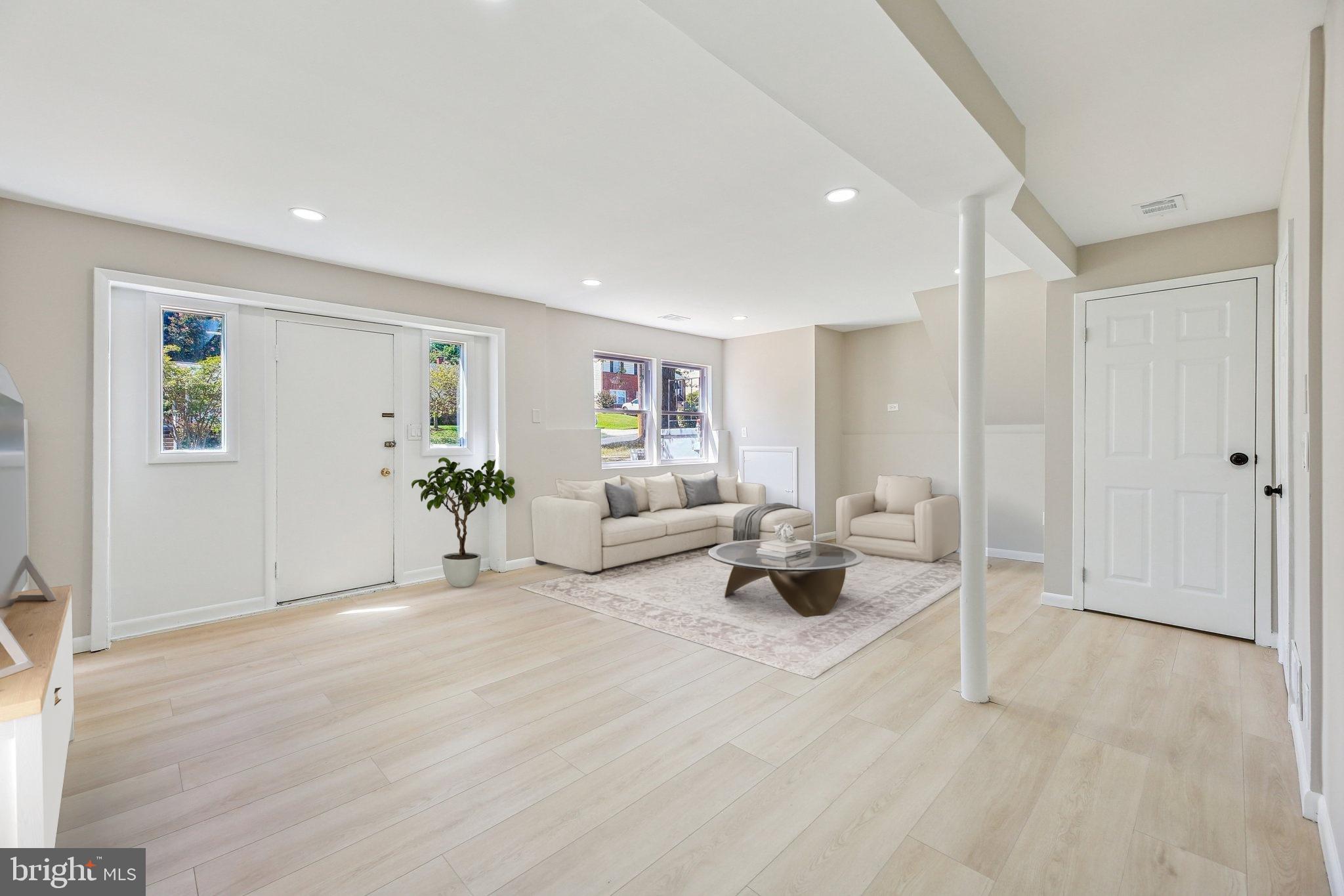 GLENSIDE PARK - Residential