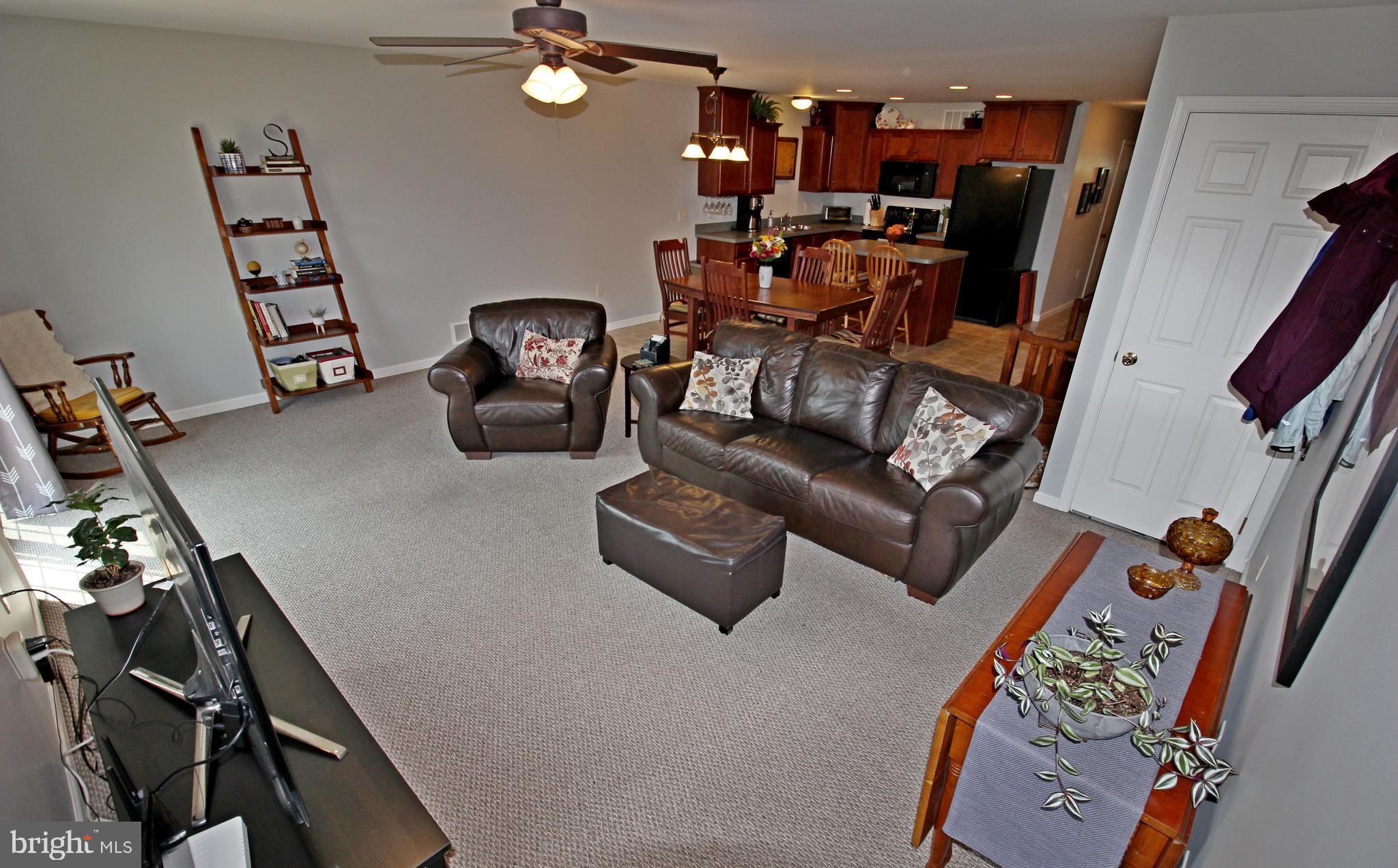 QUAIL HOLLOW - Residential