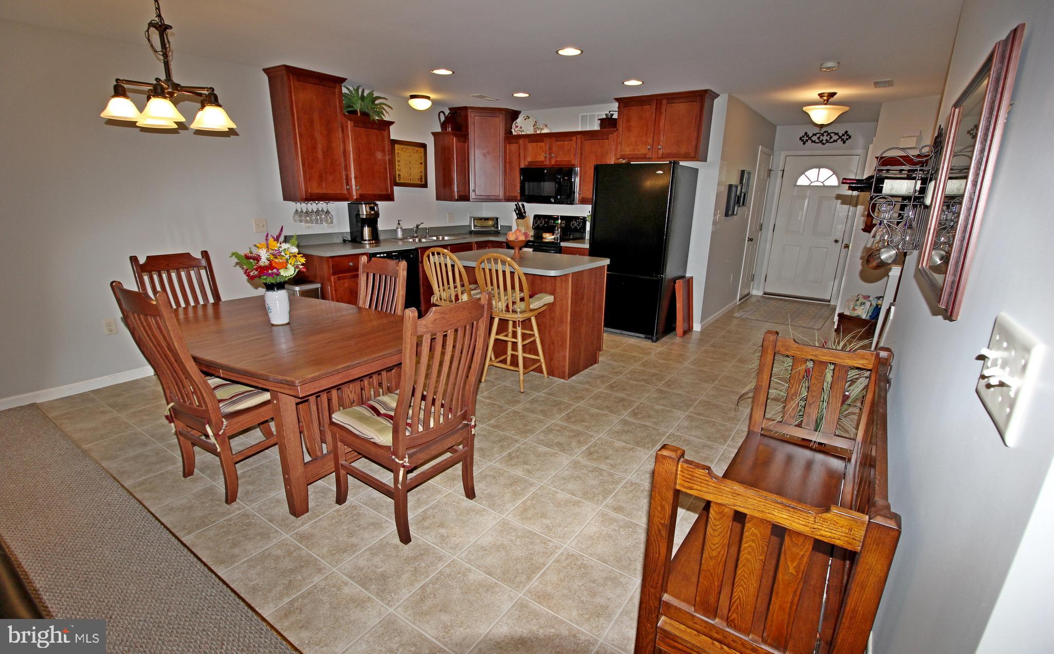 QUAIL HOLLOW - Residential
