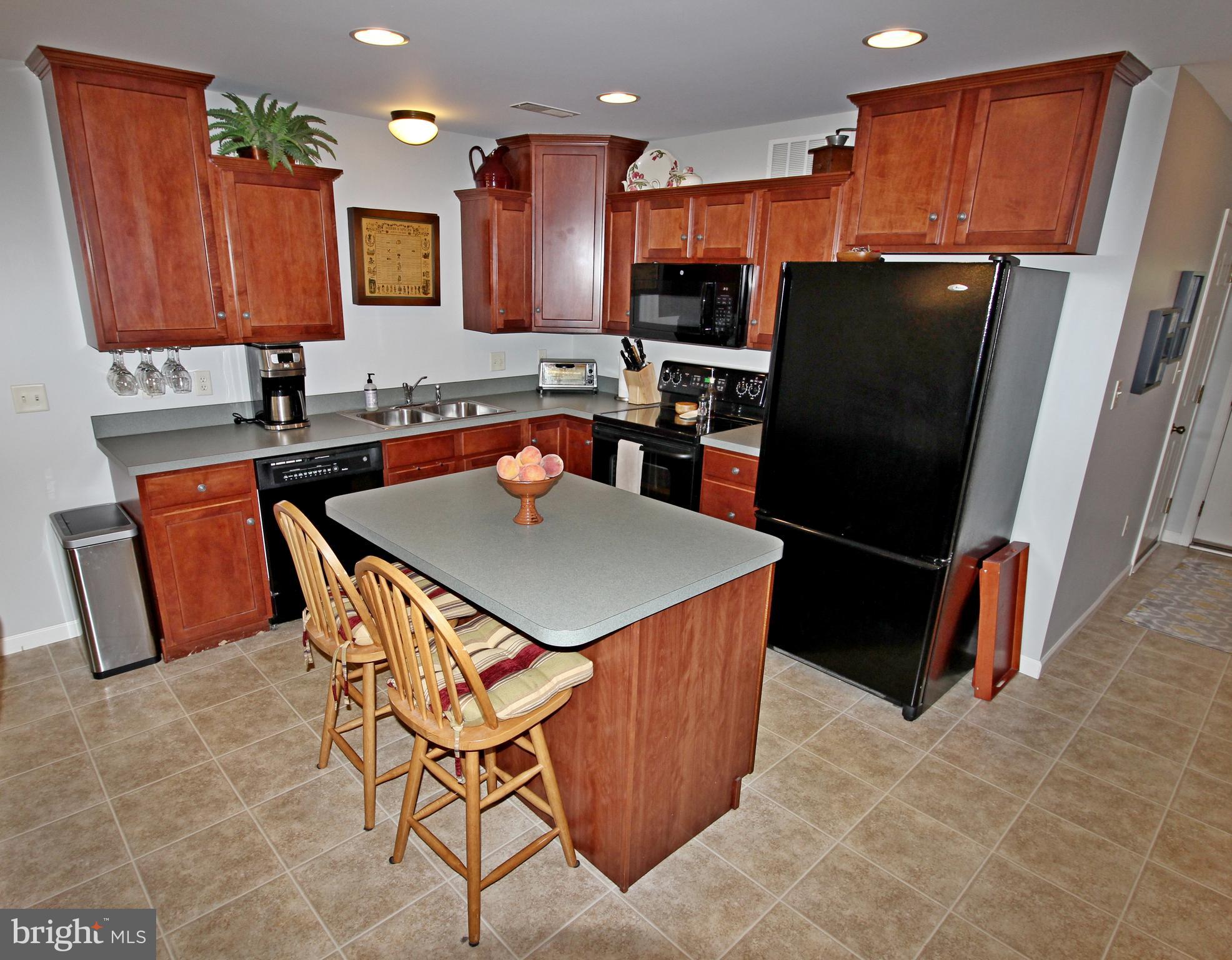 QUAIL HOLLOW - Residential