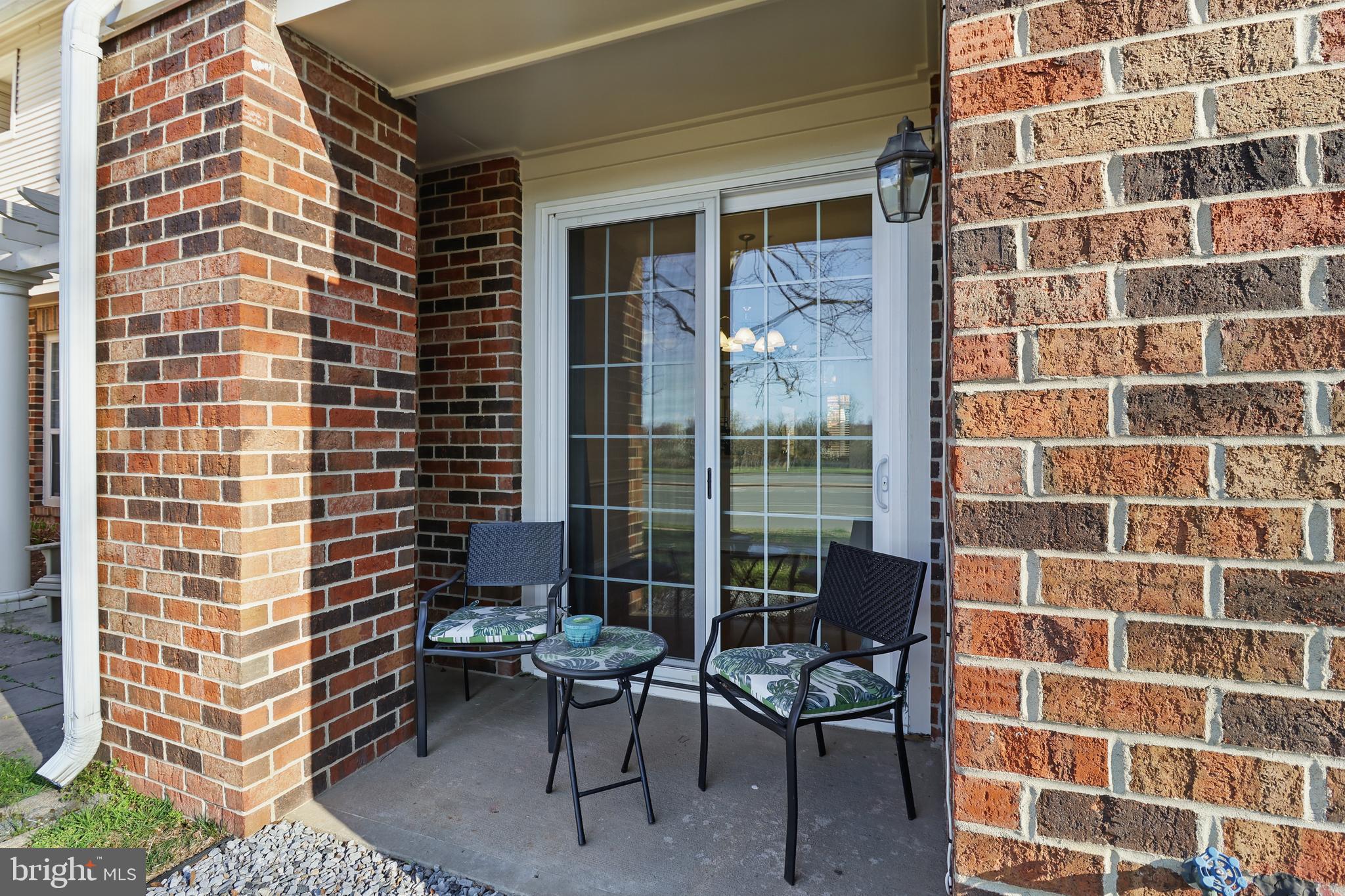 CHELSEA COURTS - Residential