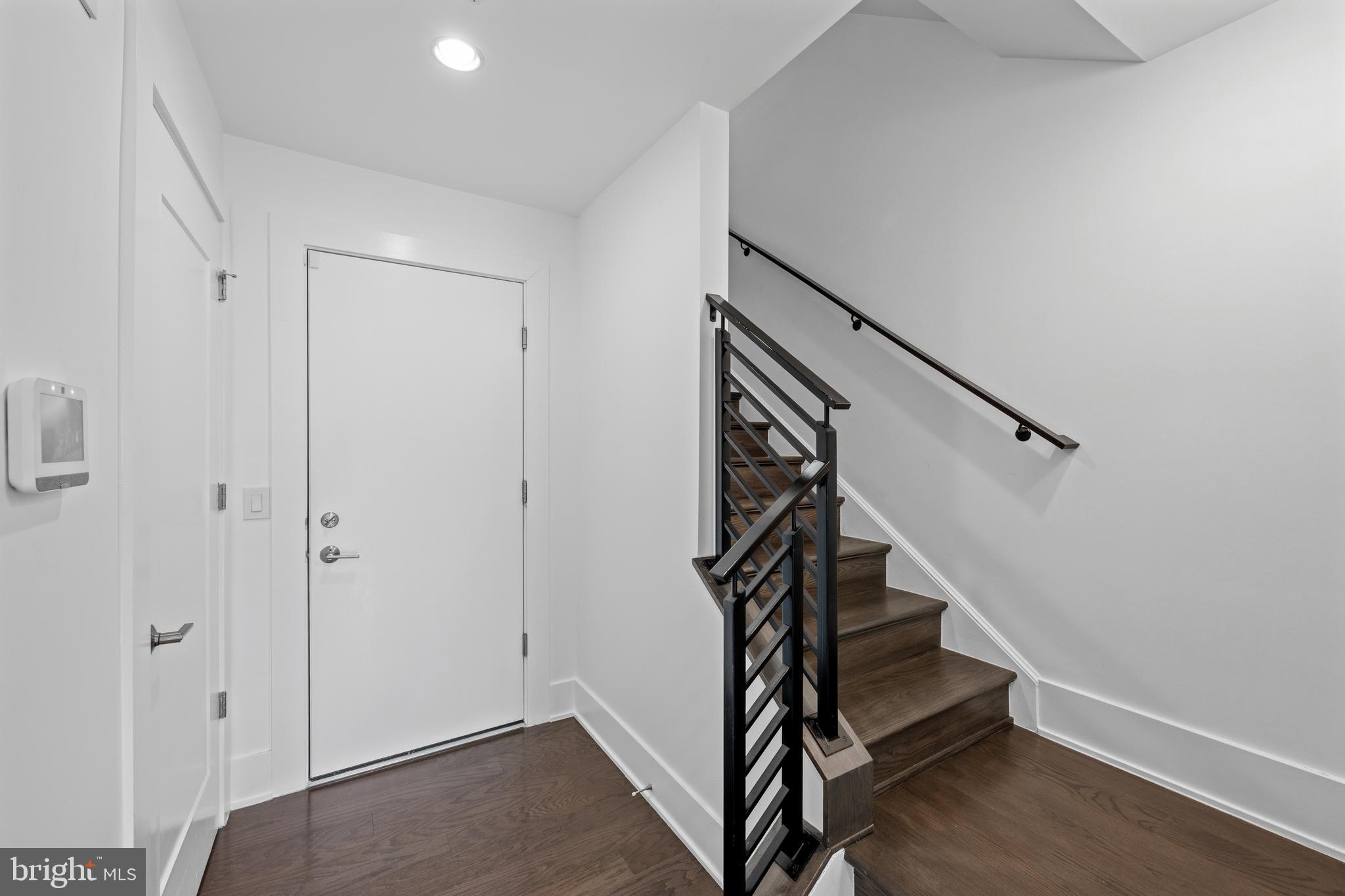 GROSVENOR HEIGHTS - Residential