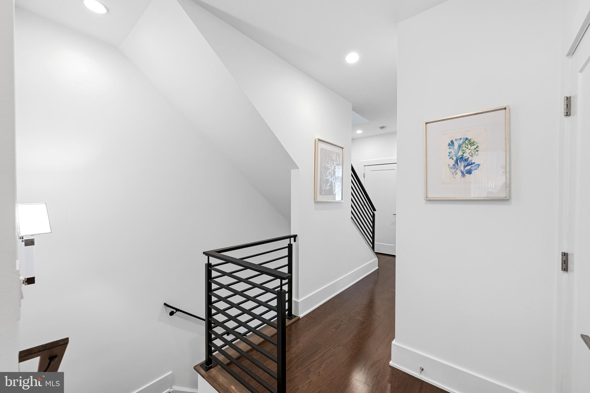 GROSVENOR HEIGHTS - Residential