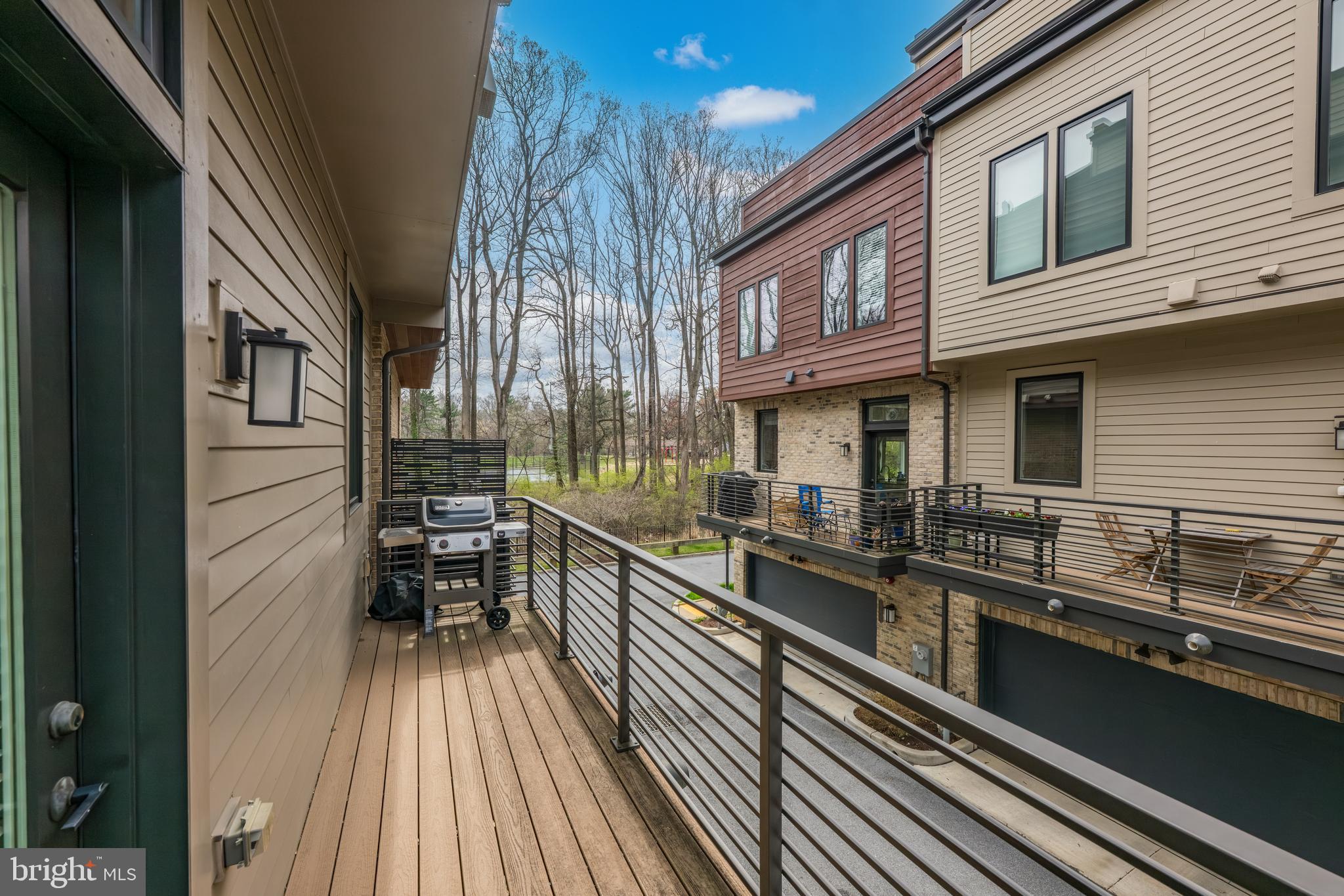 GROSVENOR HEIGHTS - Residential