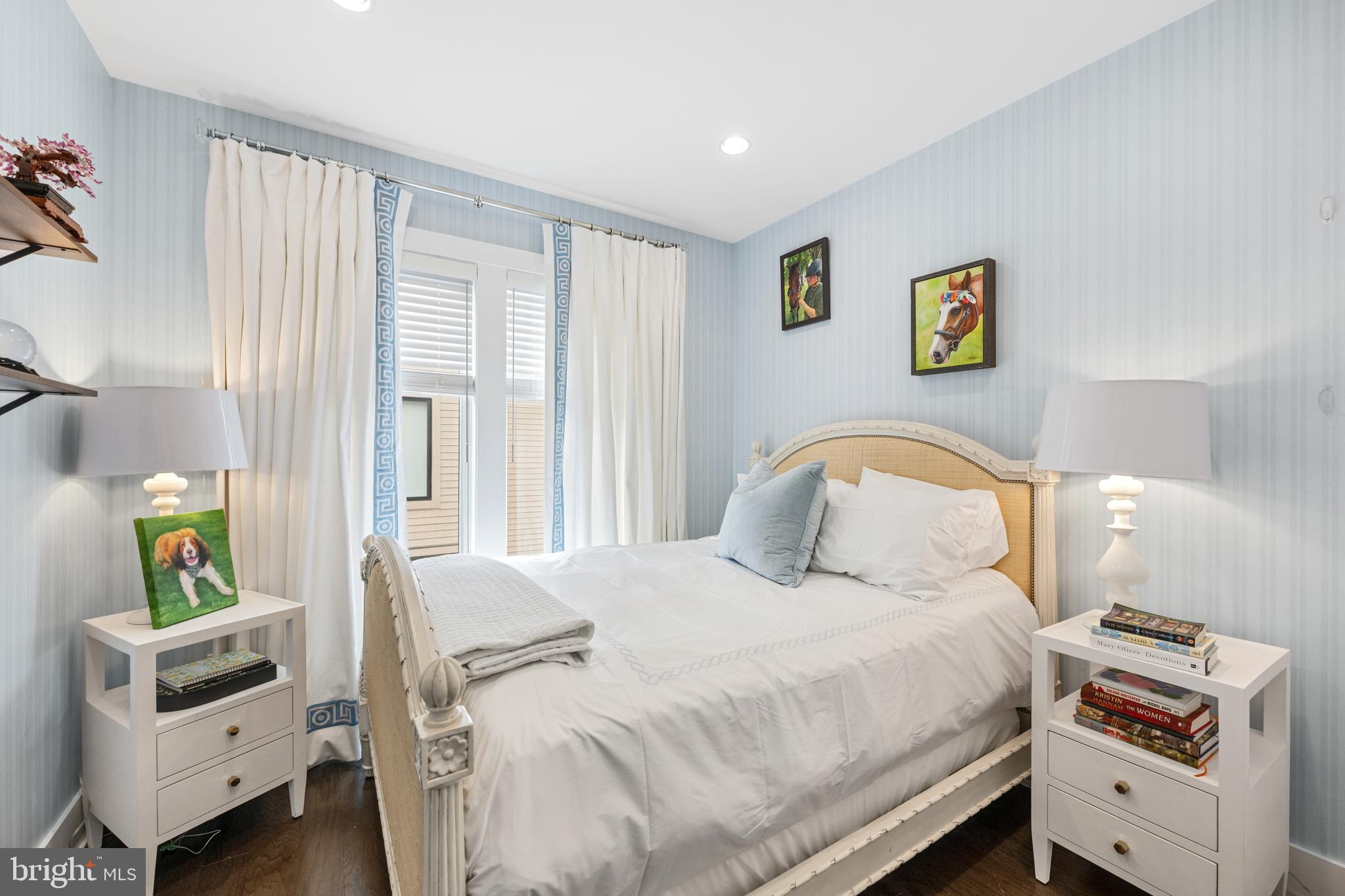 GROSVENOR HEIGHTS - Residential