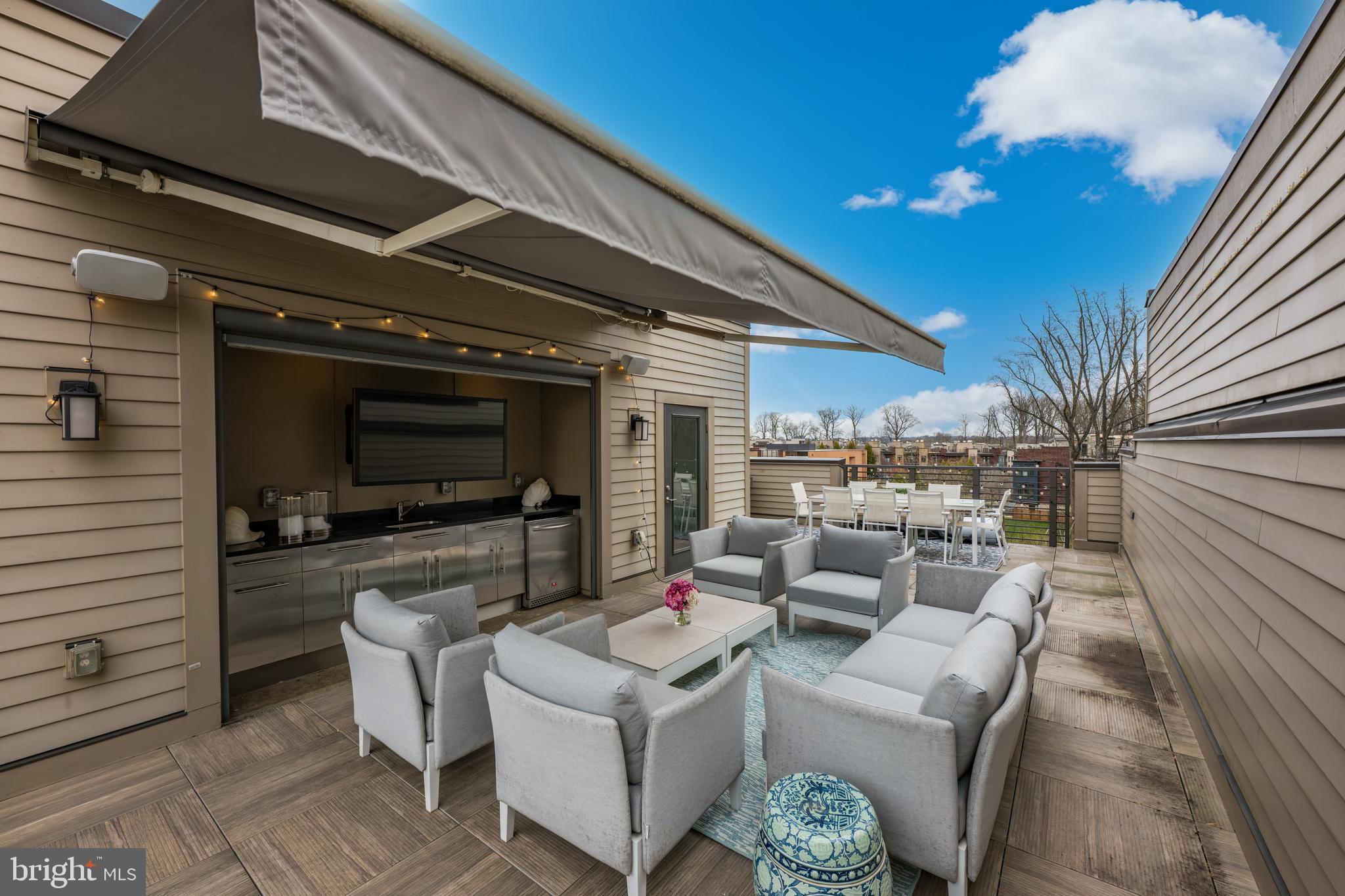 GROSVENOR HEIGHTS - Residential