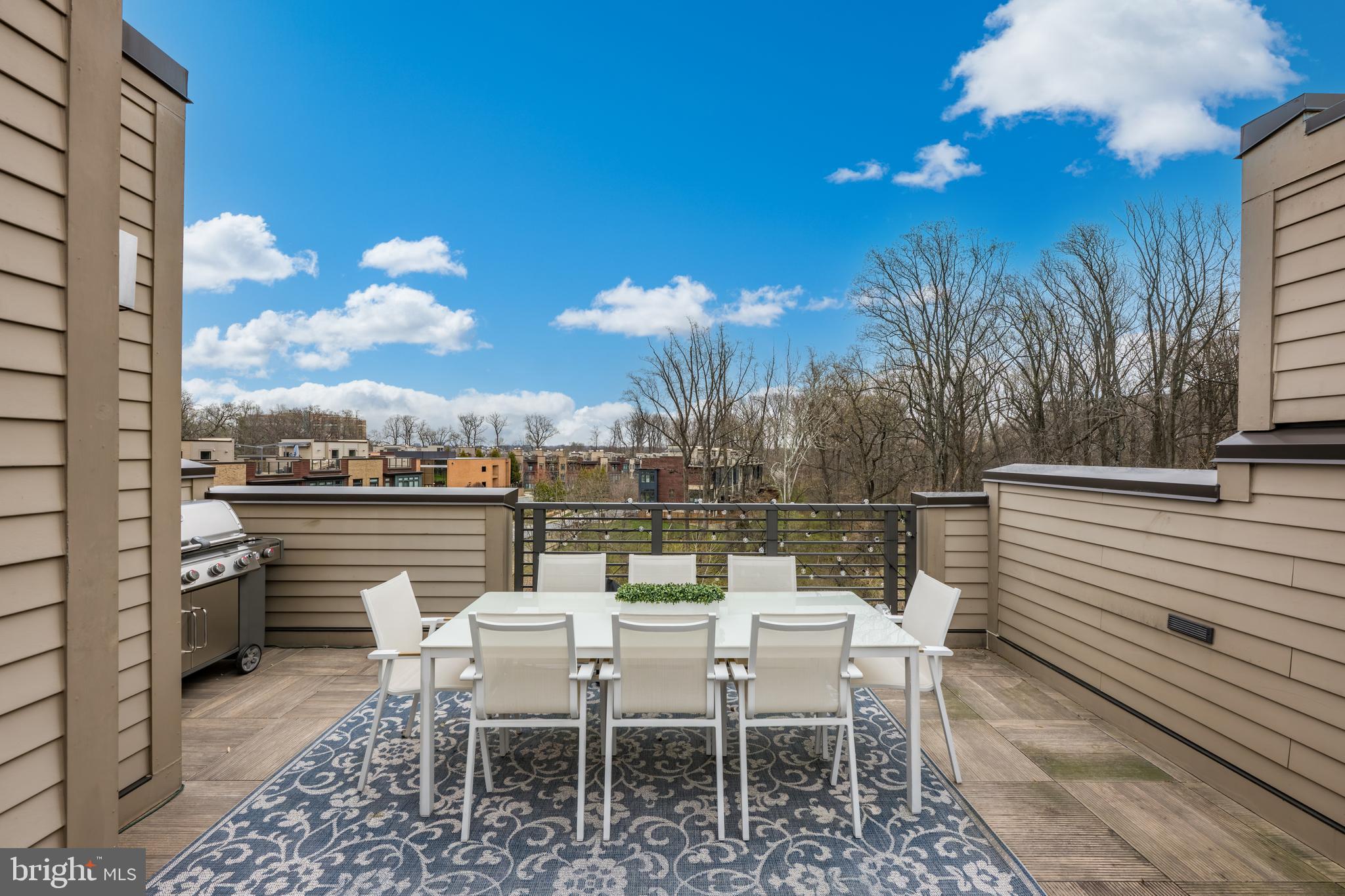 GROSVENOR HEIGHTS - Residential