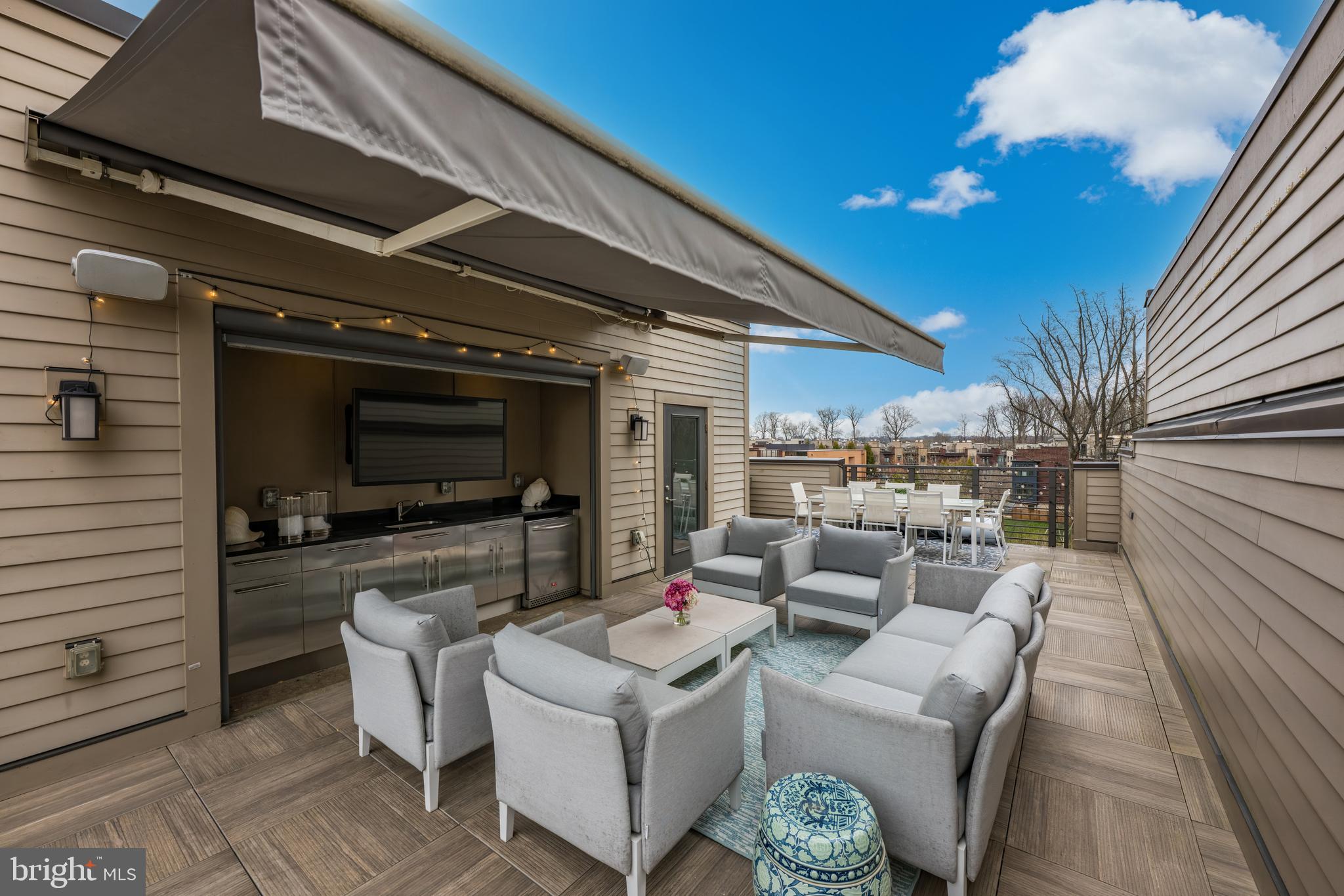 GROSVENOR HEIGHTS - Residential